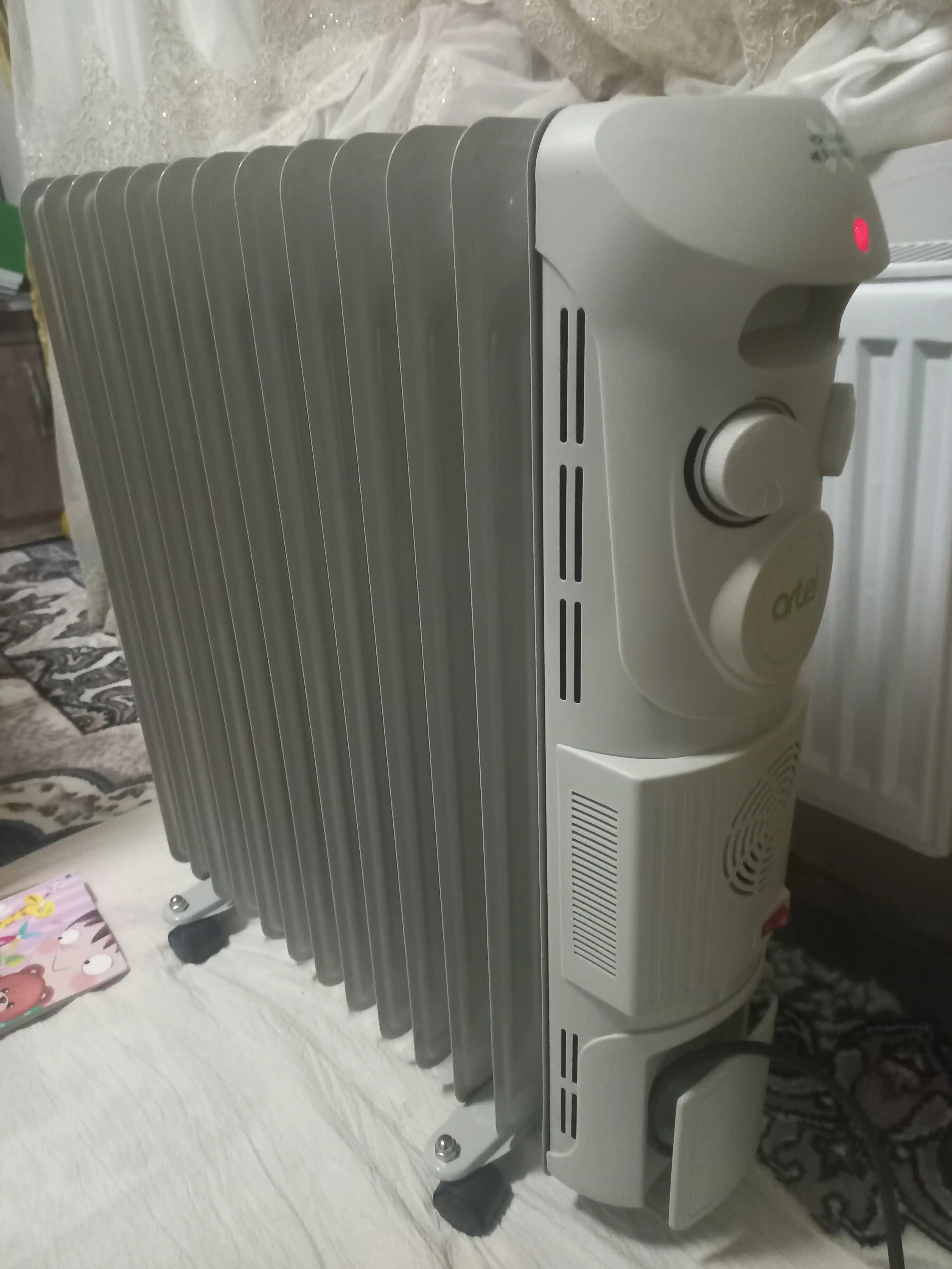 Масляный обогреватель, 13 ребер Artel ART-OH-1337