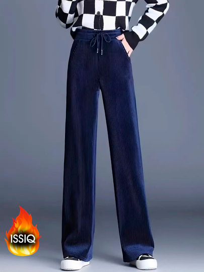 Yapon ayolining mushukining yaqindan surati