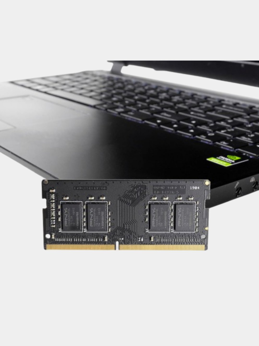 Оперативная память для ноутбука PNY DDR4 8Gb ОЗУ, 2400 Мгц, SoDIMM