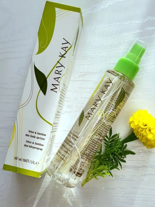 Tana uchun Mary Kay spreyi, nilufar va bambuk, 147 ml
