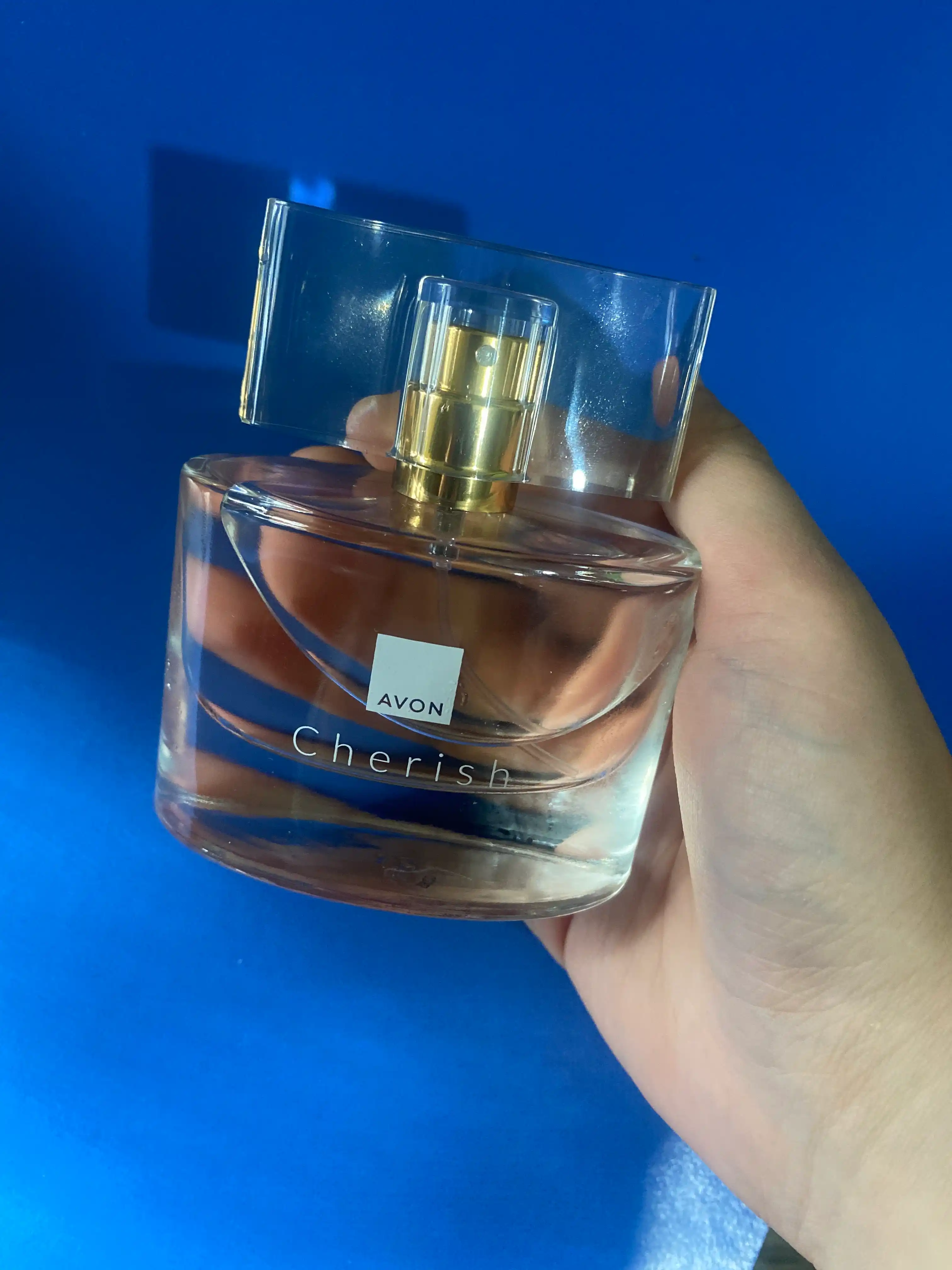 Ayollar uchun parfyumlangan suv Avon Cherish, 45 ml
