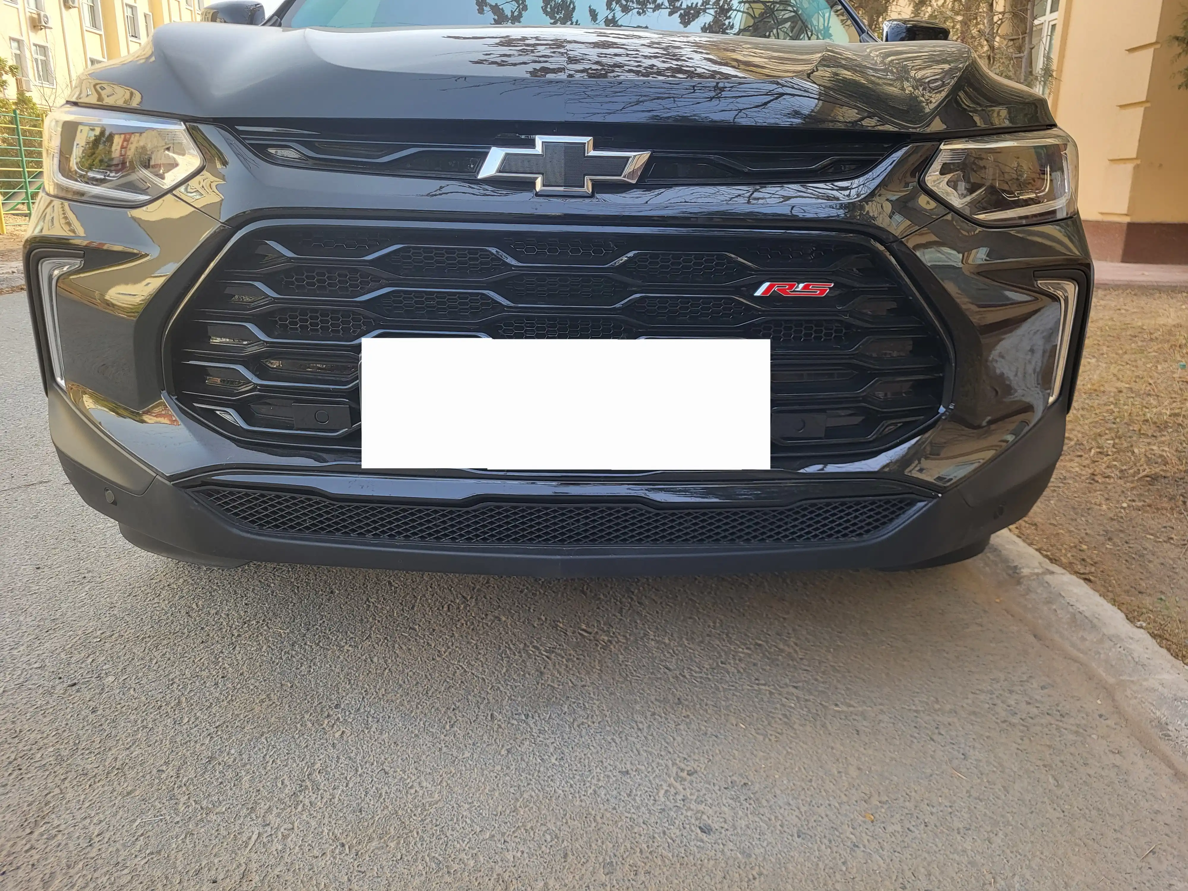 Tracker 2 uchun radiator himoya to‘ri; toshlardan himoyalovchi pastki radiator himoyasi