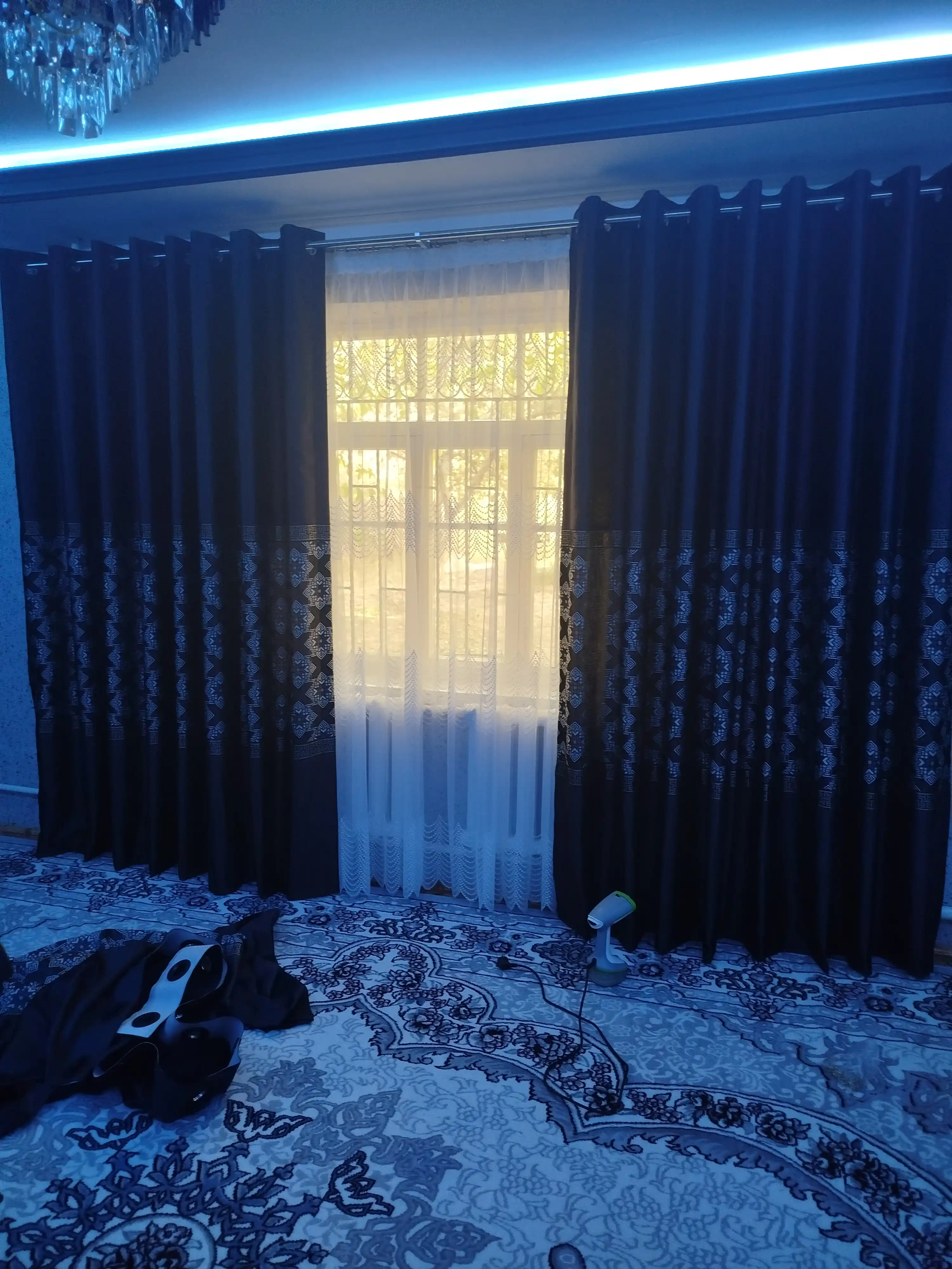 Qalin parda, parter Pano - 3 m x 3 m, qadoqda 2 dona
