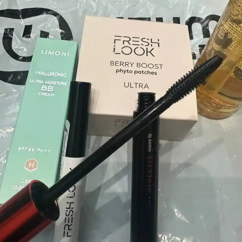 Тушь для ресниц объем и удлинение Limoni Perfetta Volume Up Zoom Mascara, тон 01 black
