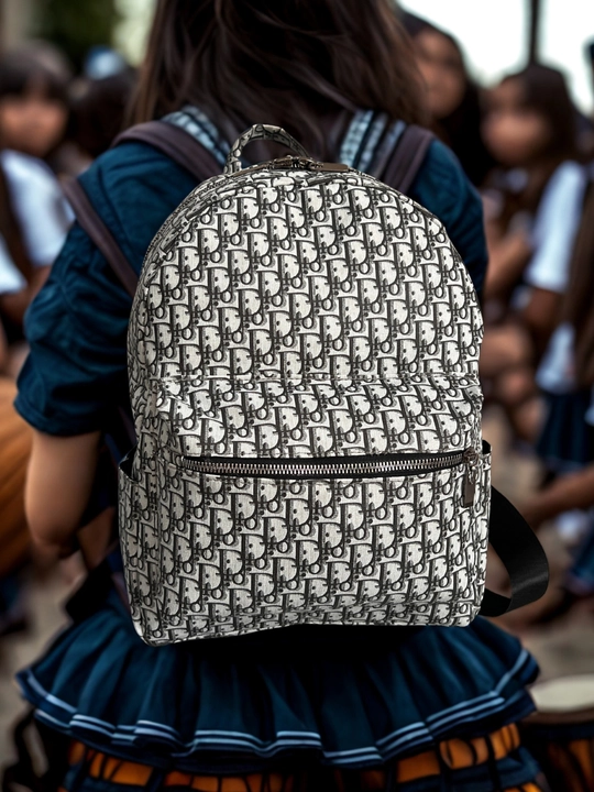 Рюкзак Dior для женщин и девочек