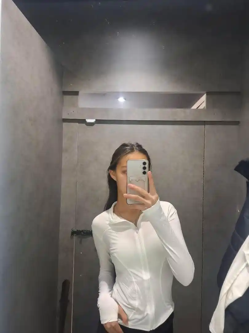 Sport va fitnes uchun ayollar rashgard longsliv - yengil mato uzun yengli, tor termo top