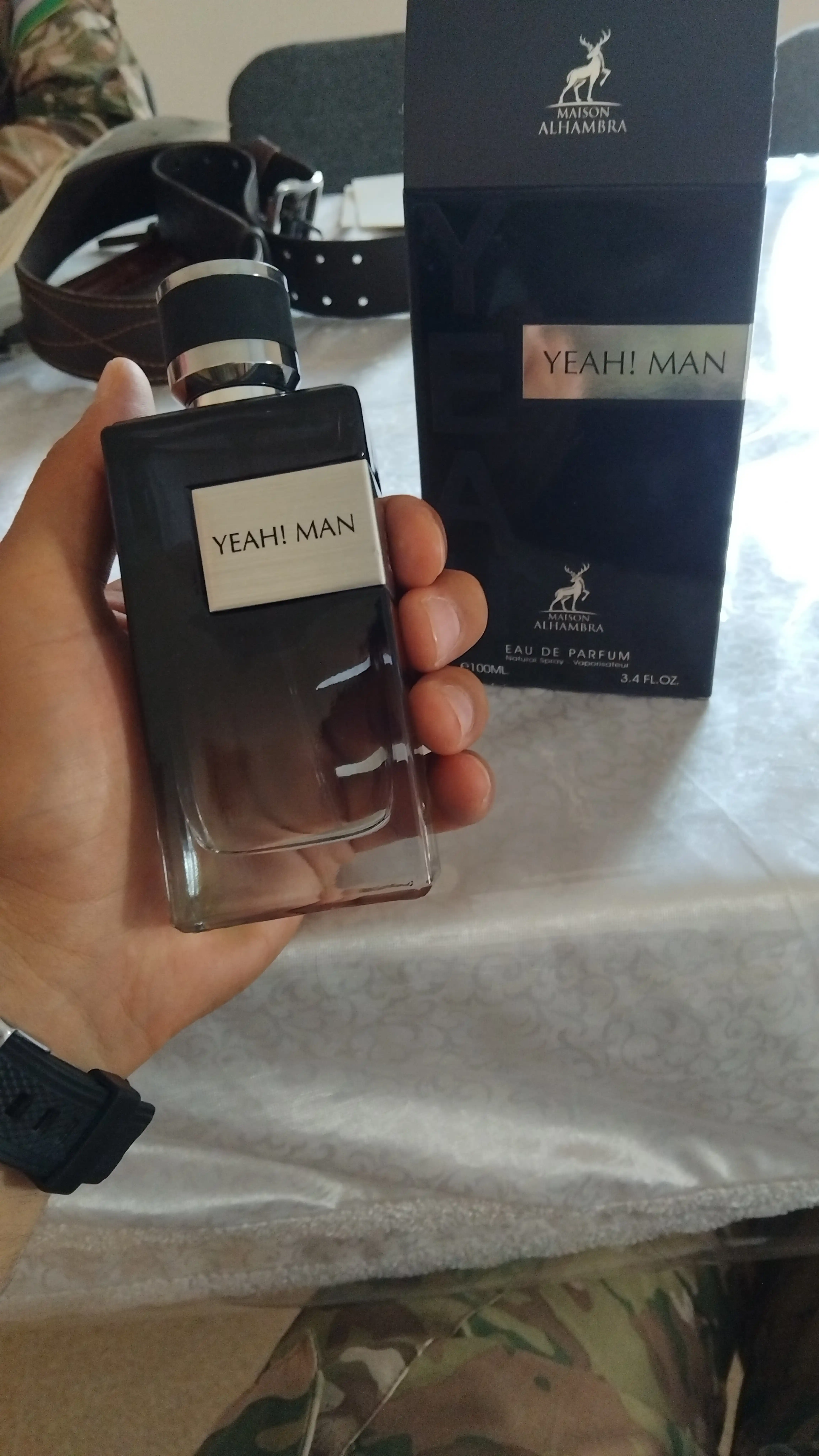 YEAH! MAISON ALHAMBRA parfyumlangan suvi, 100 ml