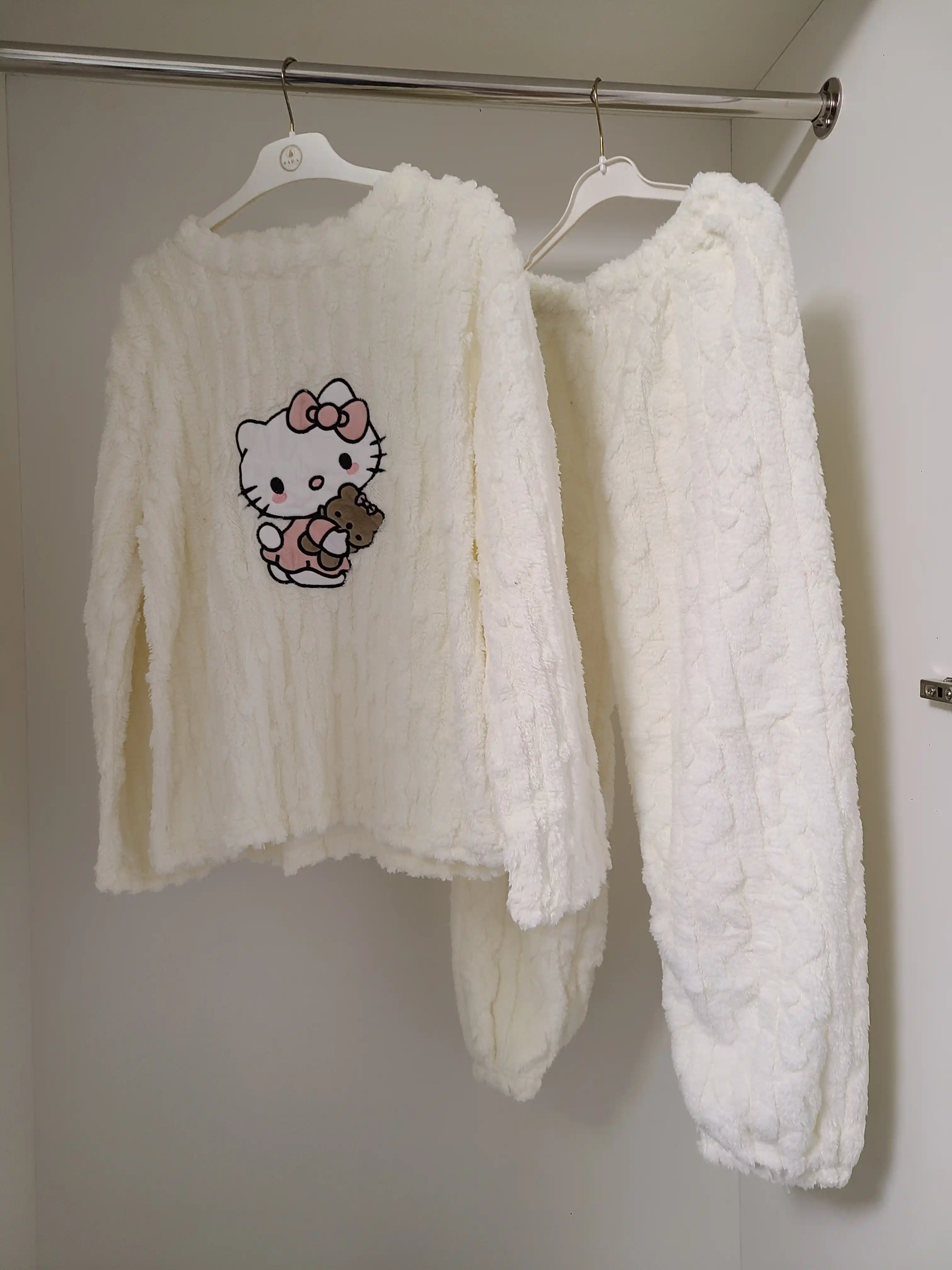 Ayollar uchun issiq plyush pijama, ayiqli uy kiyimi, qishki flisli to‘plam