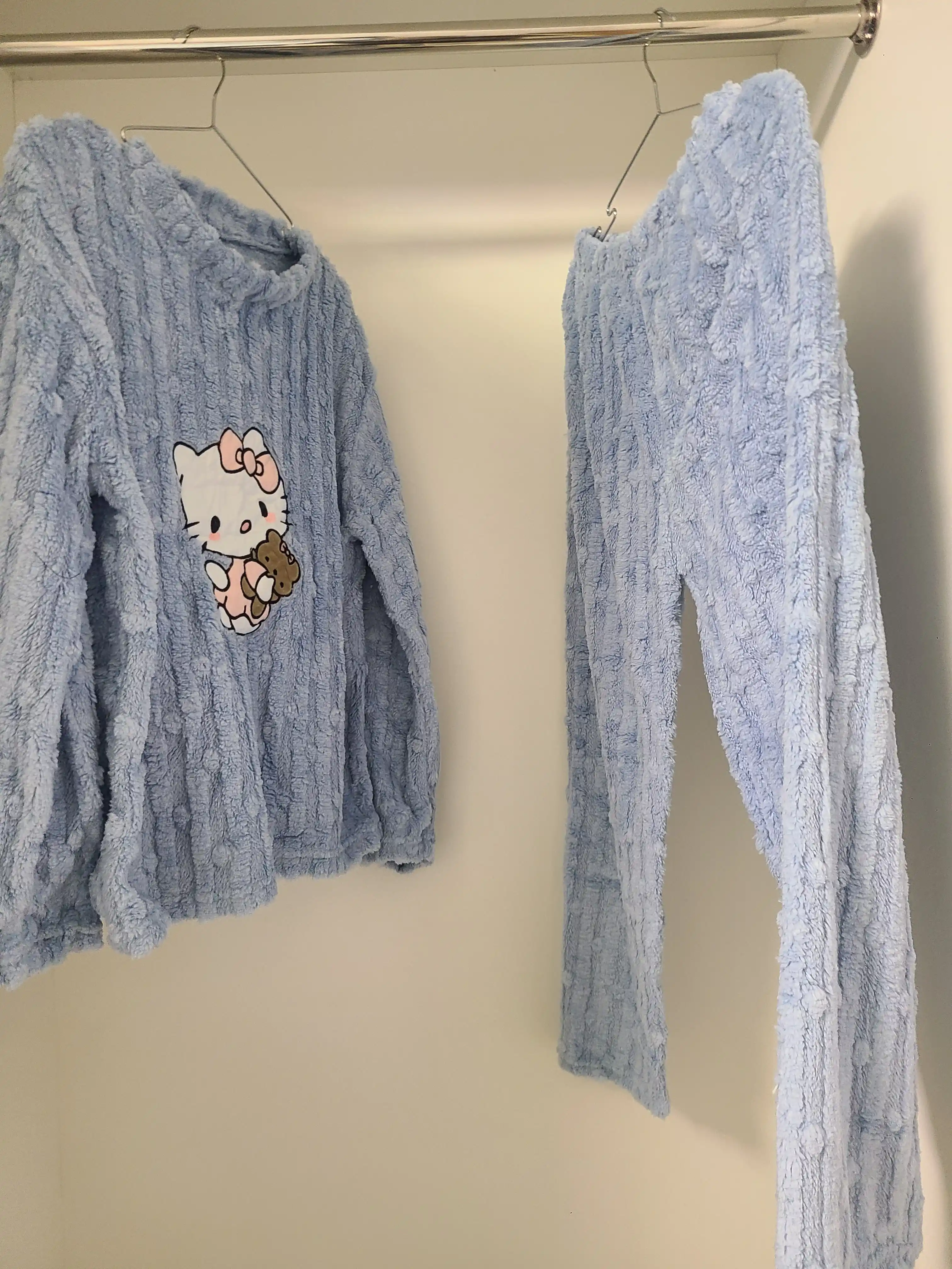 Ayollar uchun issiq plyush pijama, ayiqli uy kiyimi, qishki flisli to‘plam