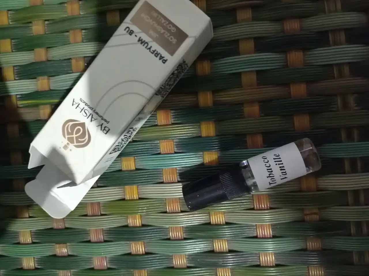 Erkaklar uchun parfyumlangan suv Tobacco Vanille asoslangan,3ml,5ml,10ml,20ml,30ml,100ml
