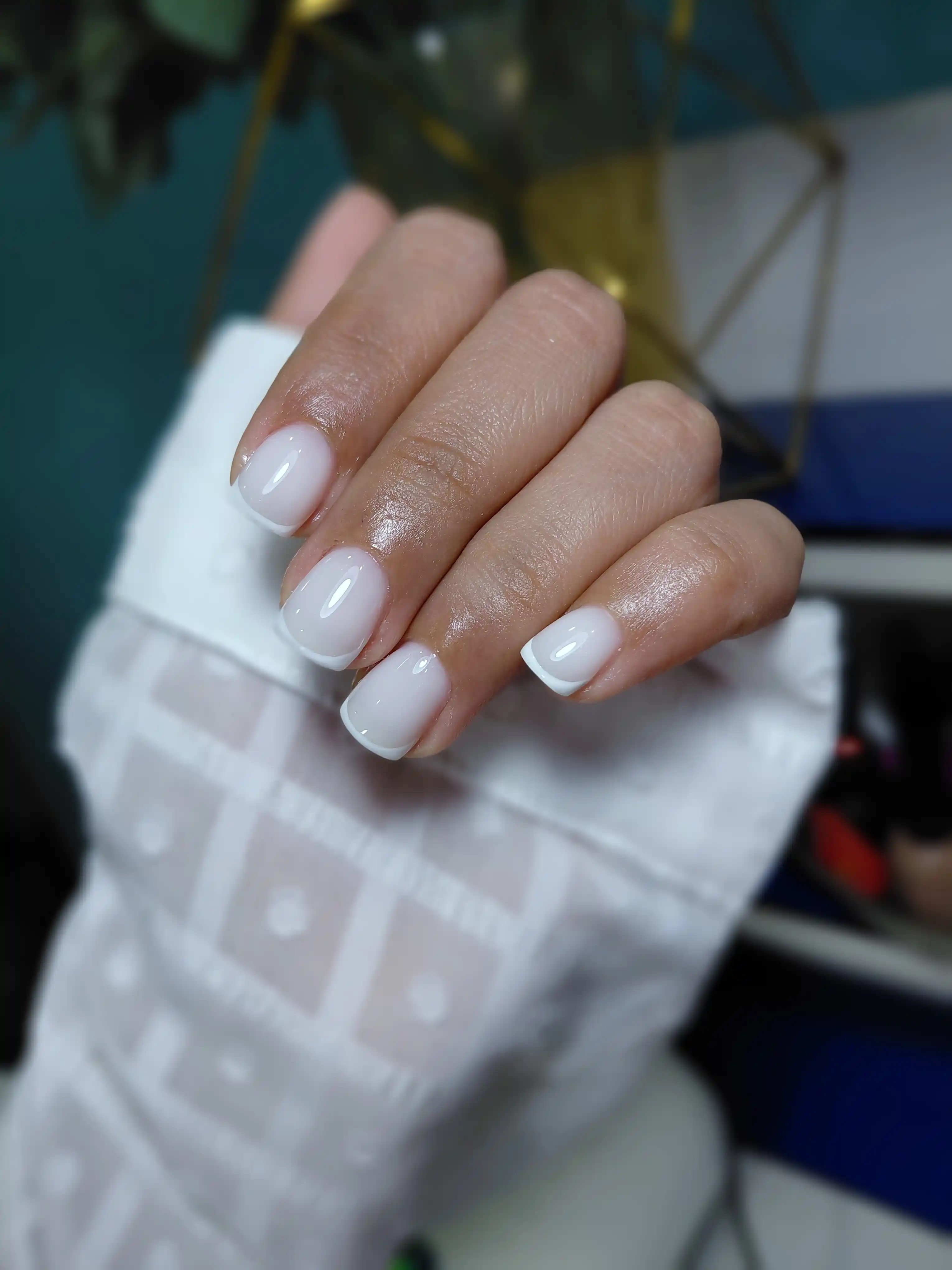 Builder Gel — универсальный моделирующий гель для укрепления и выравнивания ногтей