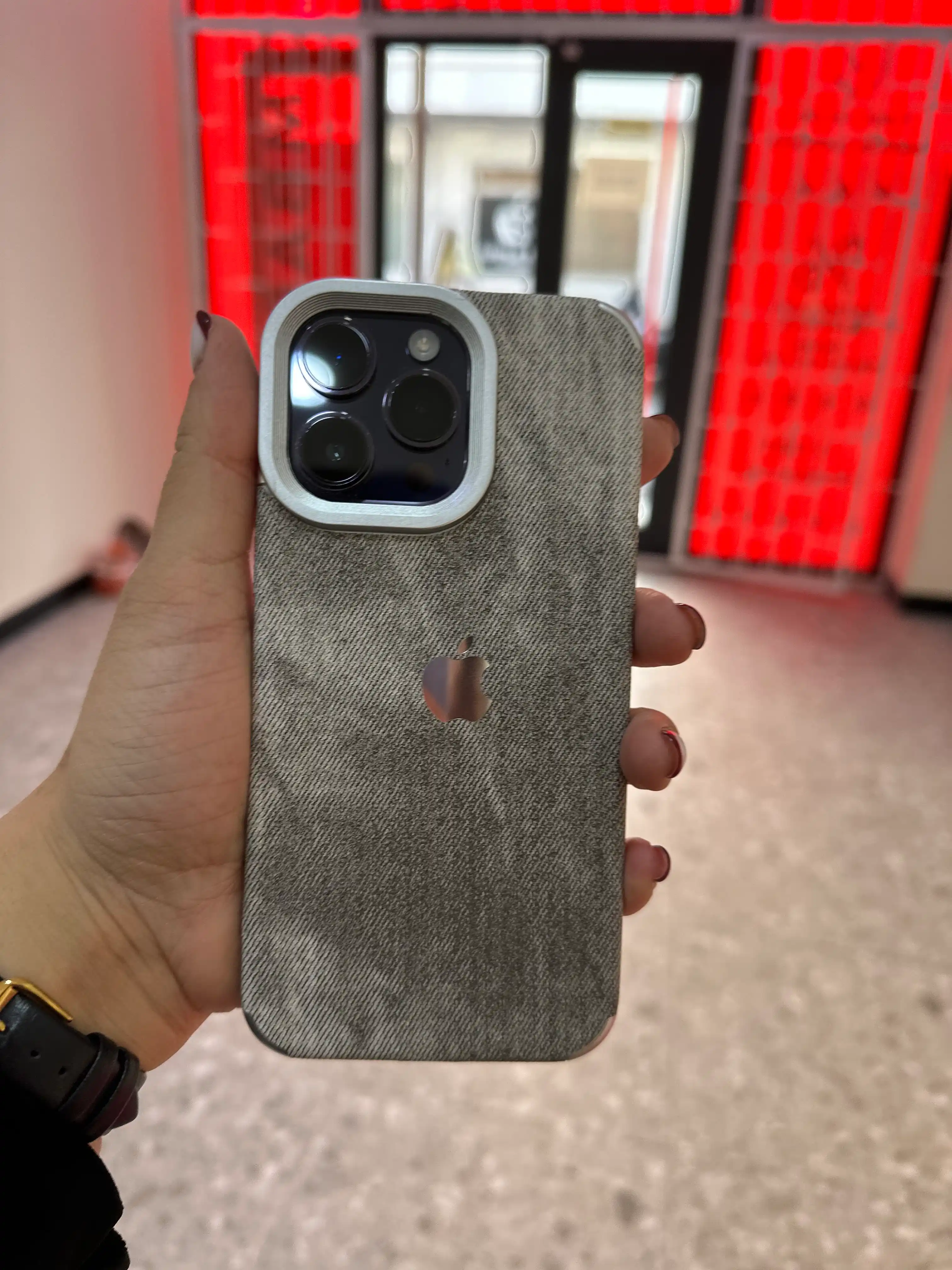 Chexol iPhone uchun 11, 12, 13, 14, 15, 16, 17, Pro, Plus, Pro max