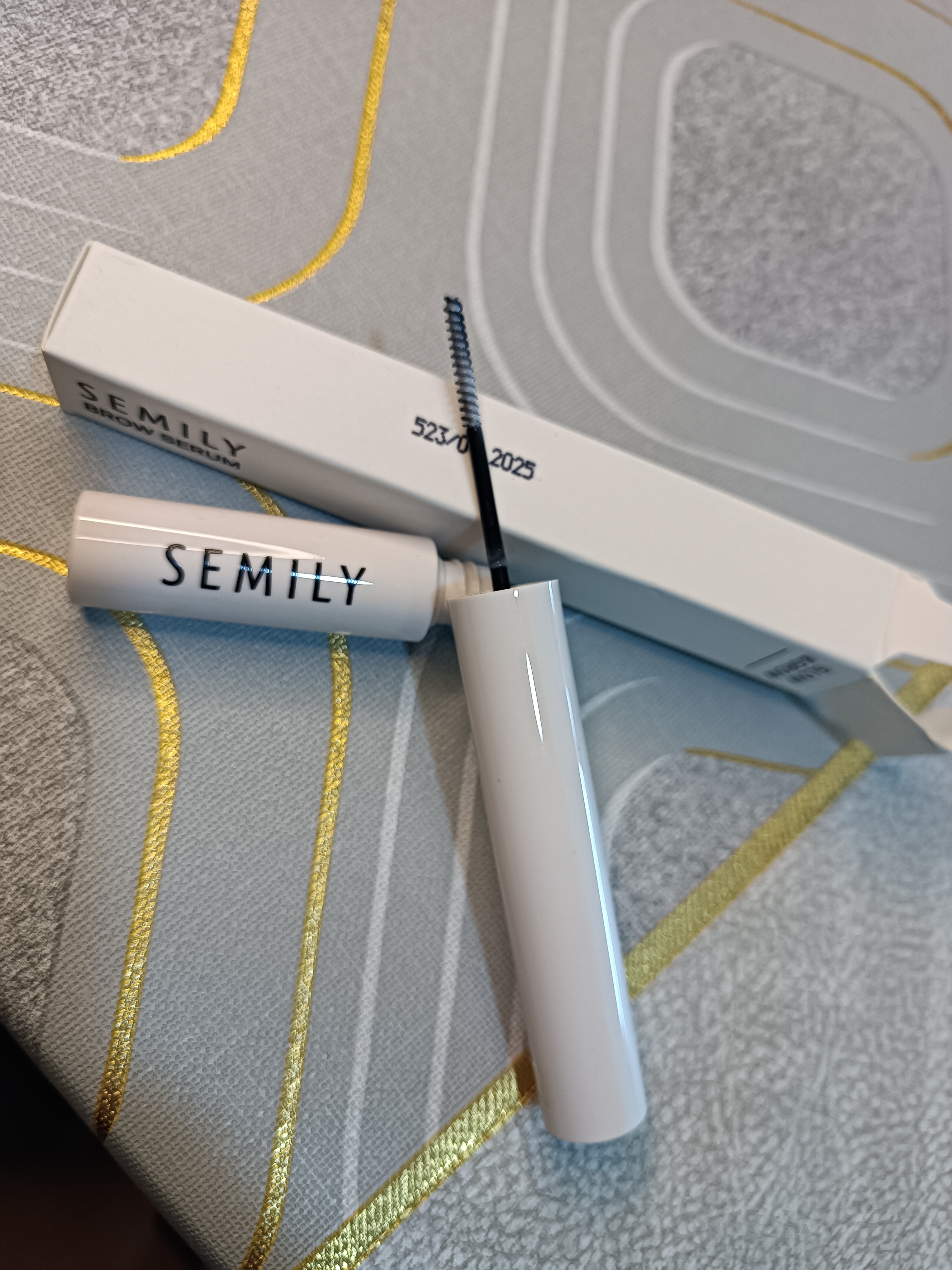 Сыворотка для роста ресниц и бровей SEMILY lash serum, 5 мл