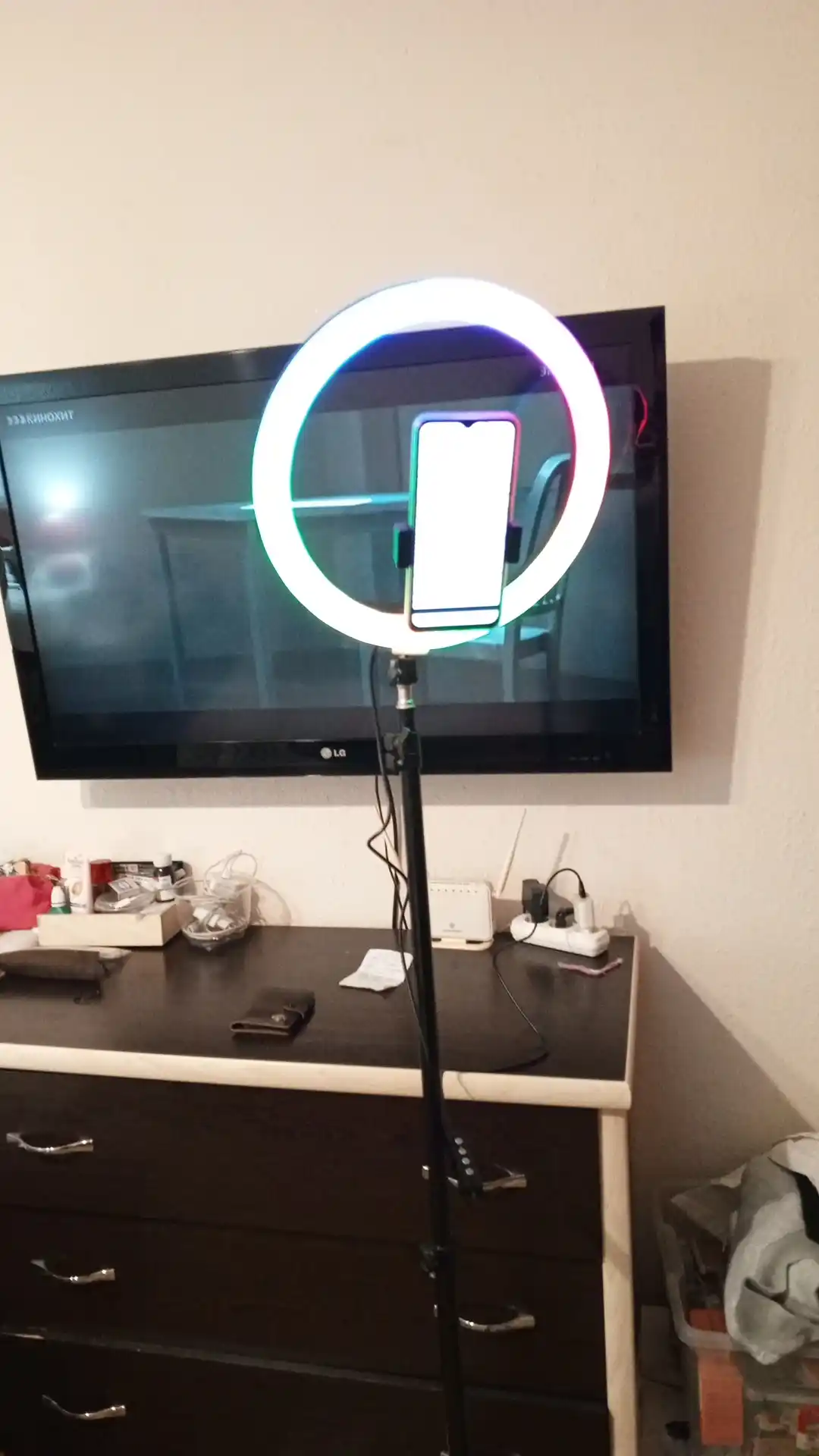 Selfi lampasi, halqali, RGB, LED, shtativ bilan 210 sm