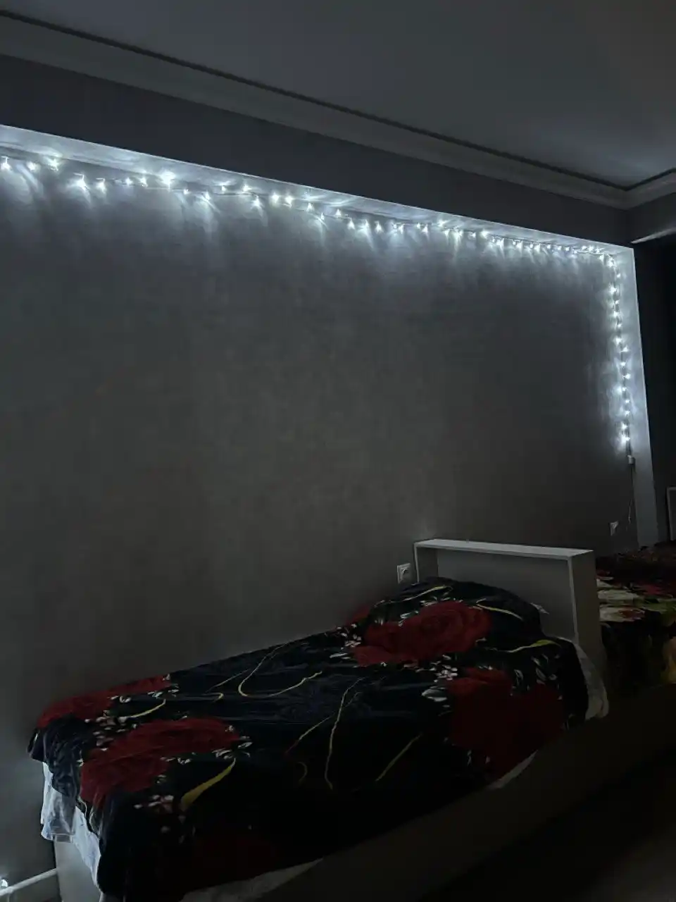 Archa, xonalar uchun yangi yil gulchambari, LED, rang-barang, 8-10 m