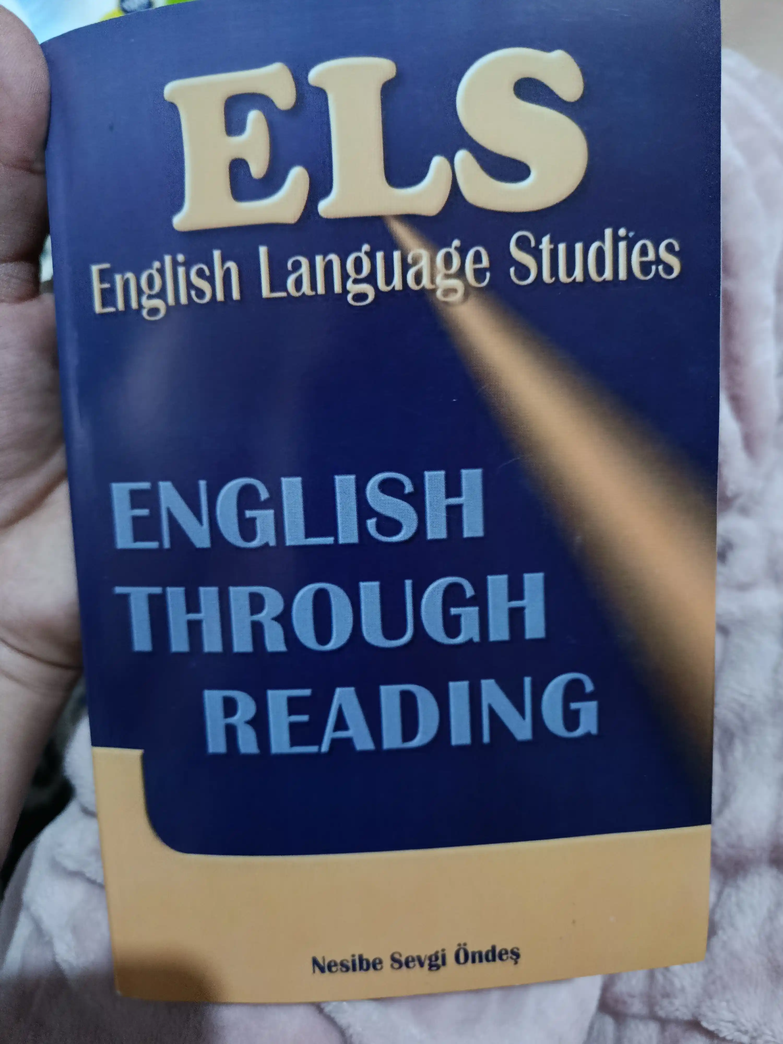 ELS English Language Studies, English Through Reading, A5