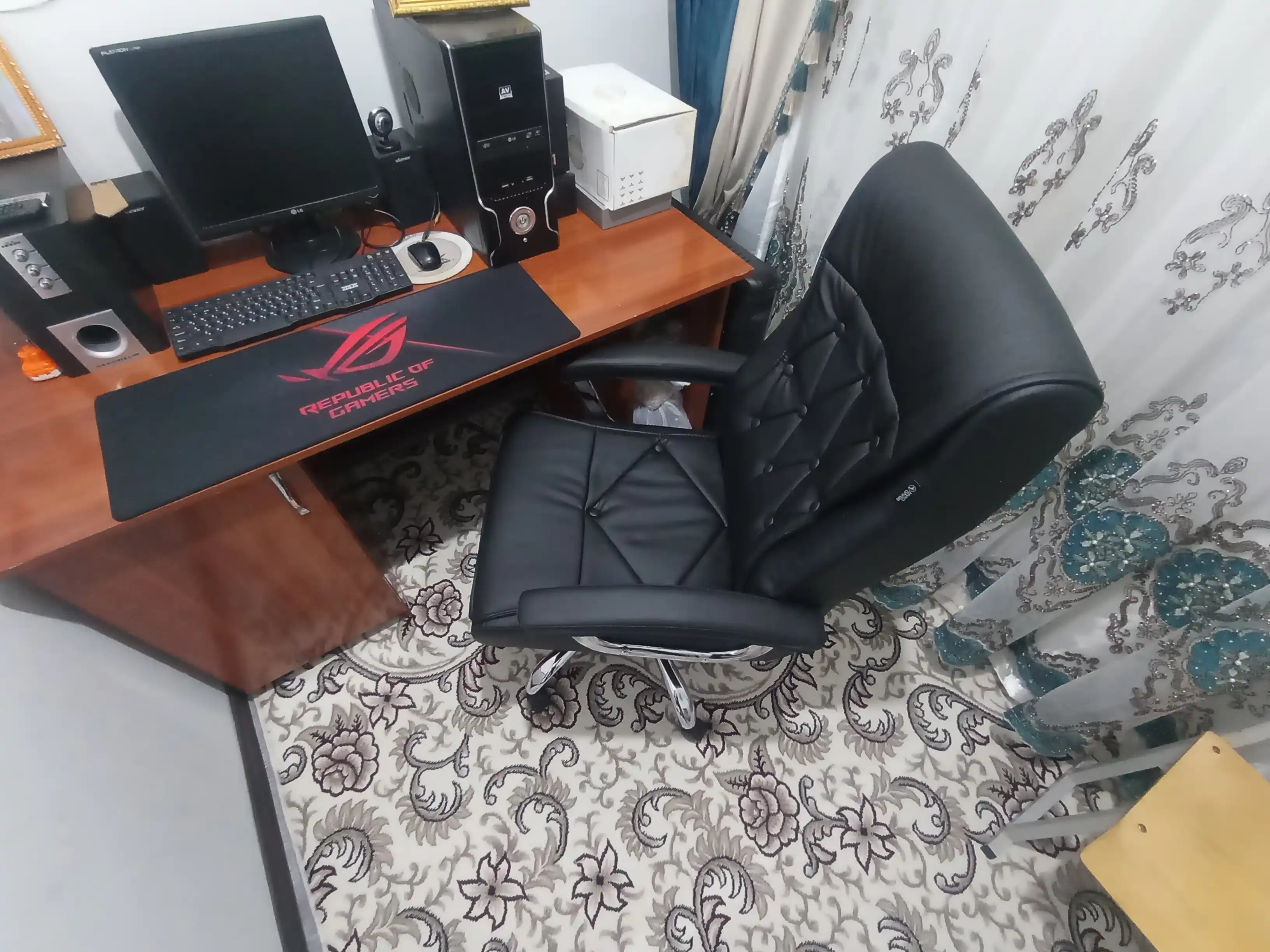 Rahbarlar, uy va ofis uchun kreslo