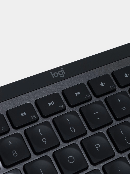 Professional darajadagi LOGITECH MX Keys klaviaturasi
