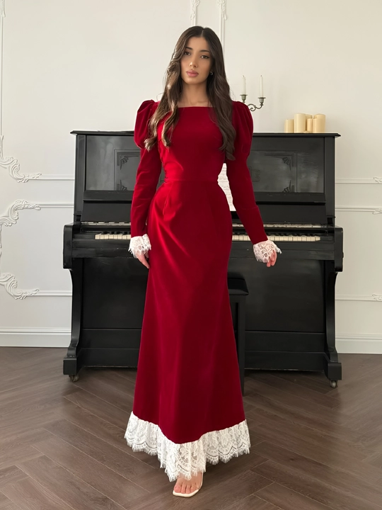 Женские вечерние и дневные платья  - 