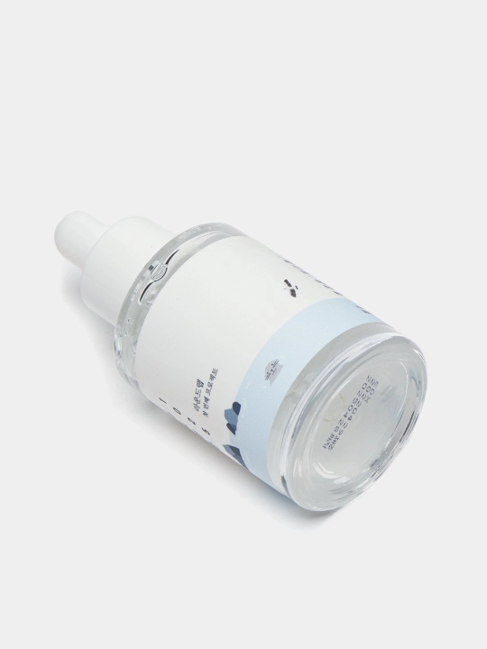 Namlangan quruq teri uchun dengiz suvi ampulasi Round Lab 1025 Dokdo Ampoule, 45 ml