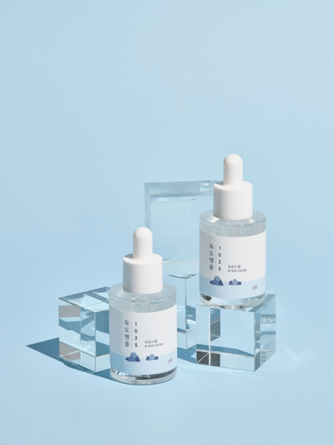 Namlangan quruq teri uchun dengiz suvi ampulasi Round Lab 1025 Dokdo Ampoule, 45 ml