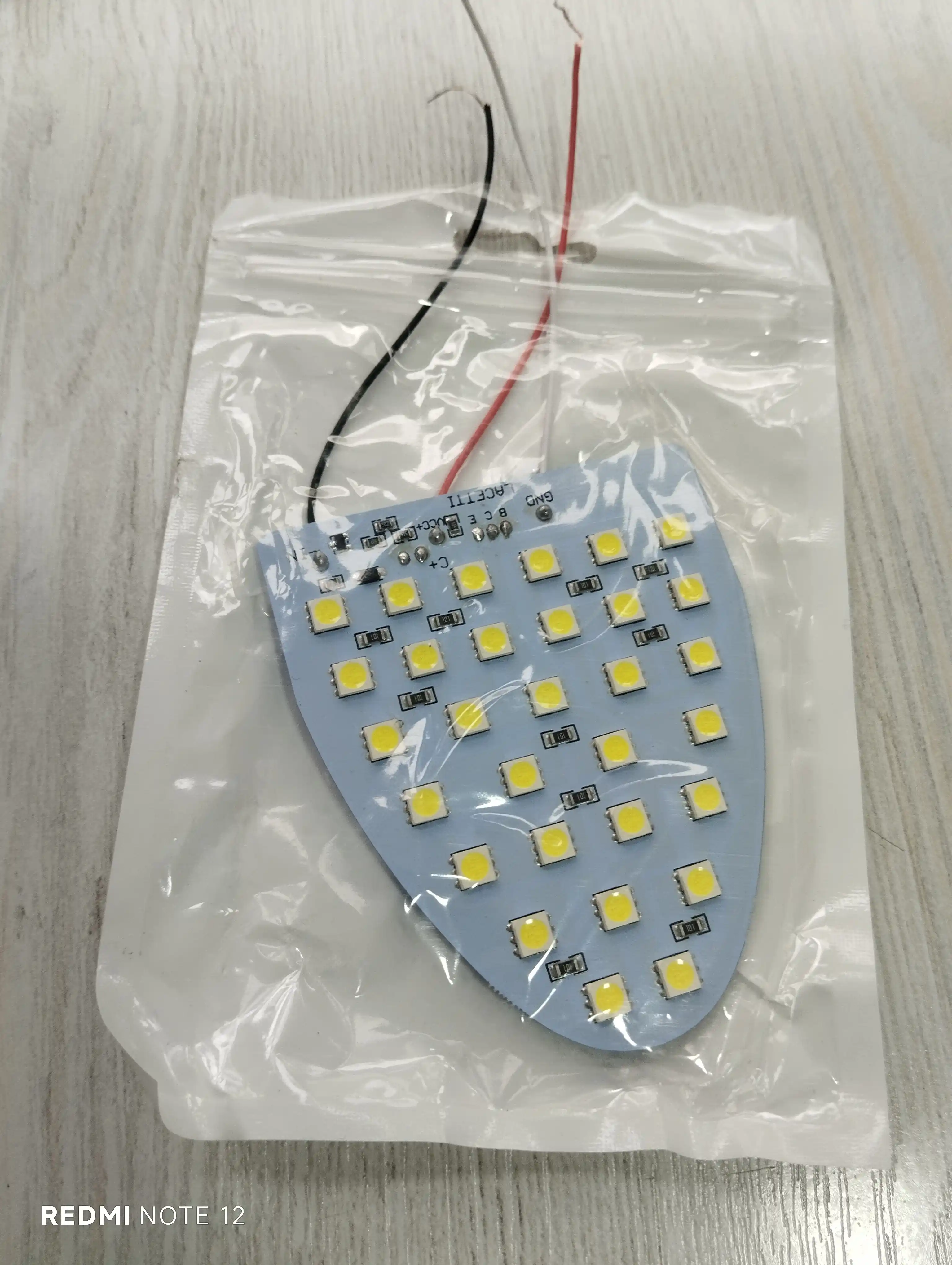 LED lampalar, Chevrolet Lacetti va Gentra avtomobillarining plafonlari uchun