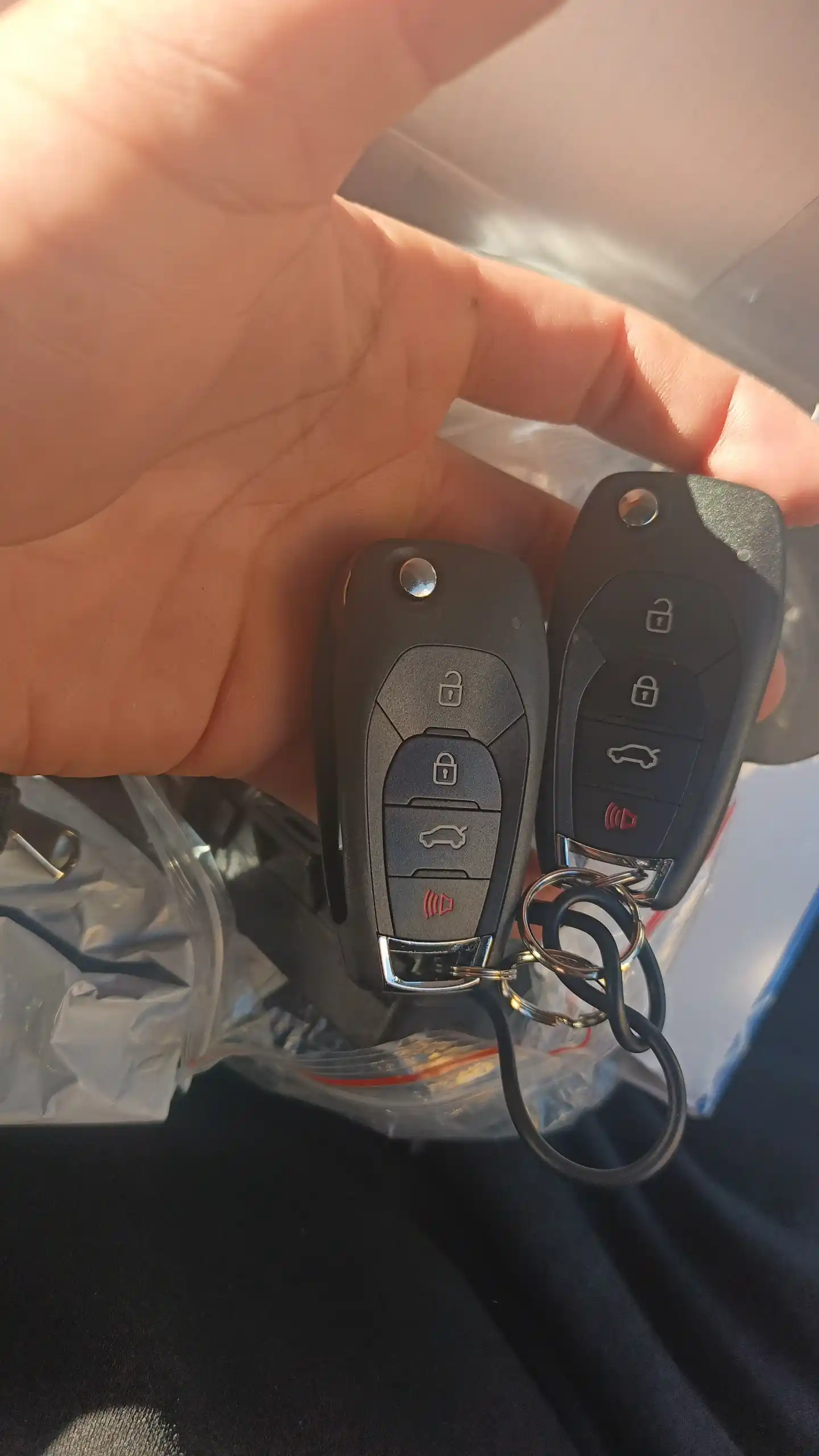 Автосигнализации, звуковые пульты Eaycar