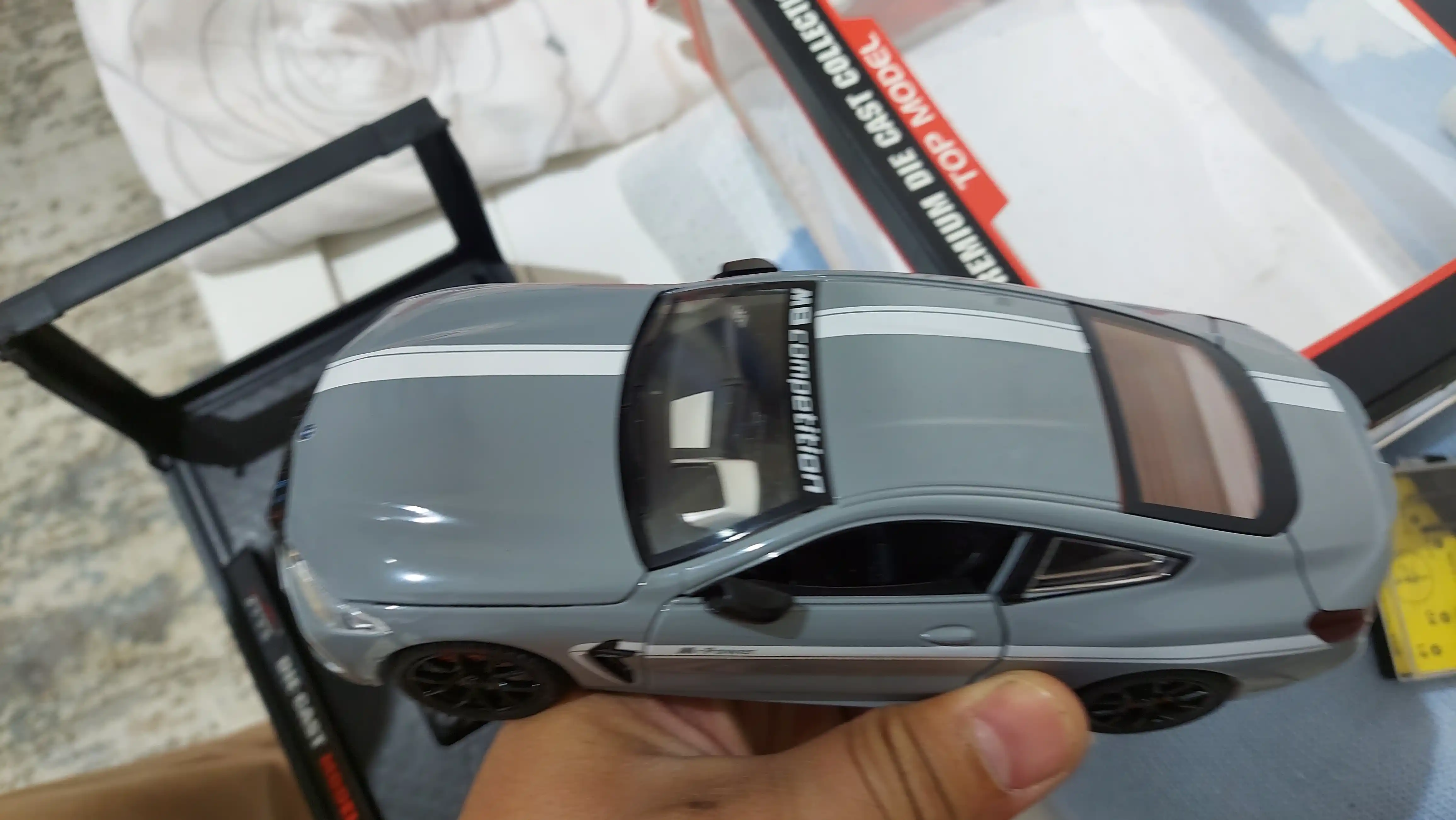 O'yinchoq metall mashina BMW M8 Thunder, 1:24