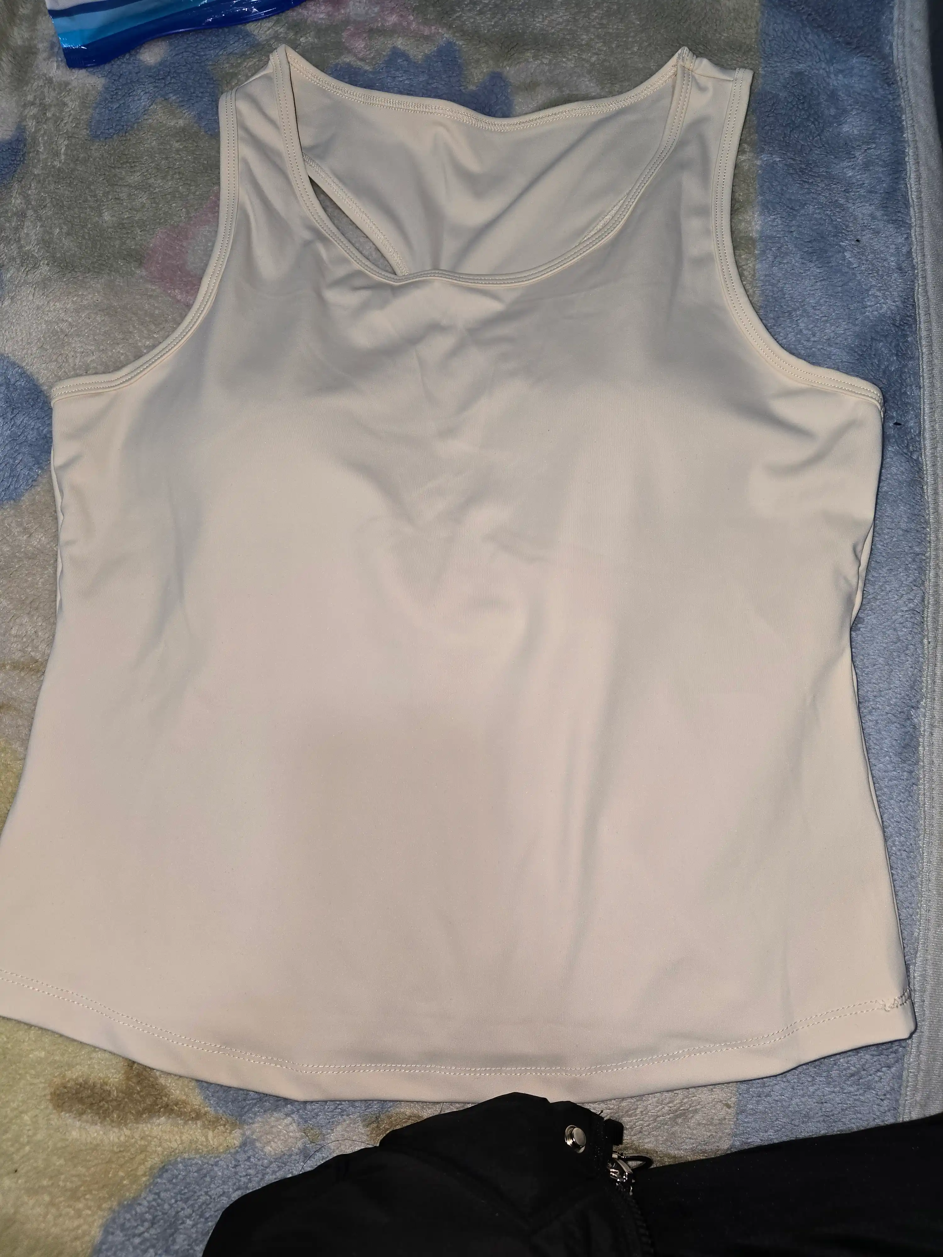 Ayollar sport maykasi Kioko, fitnes uchun top, chashkali top