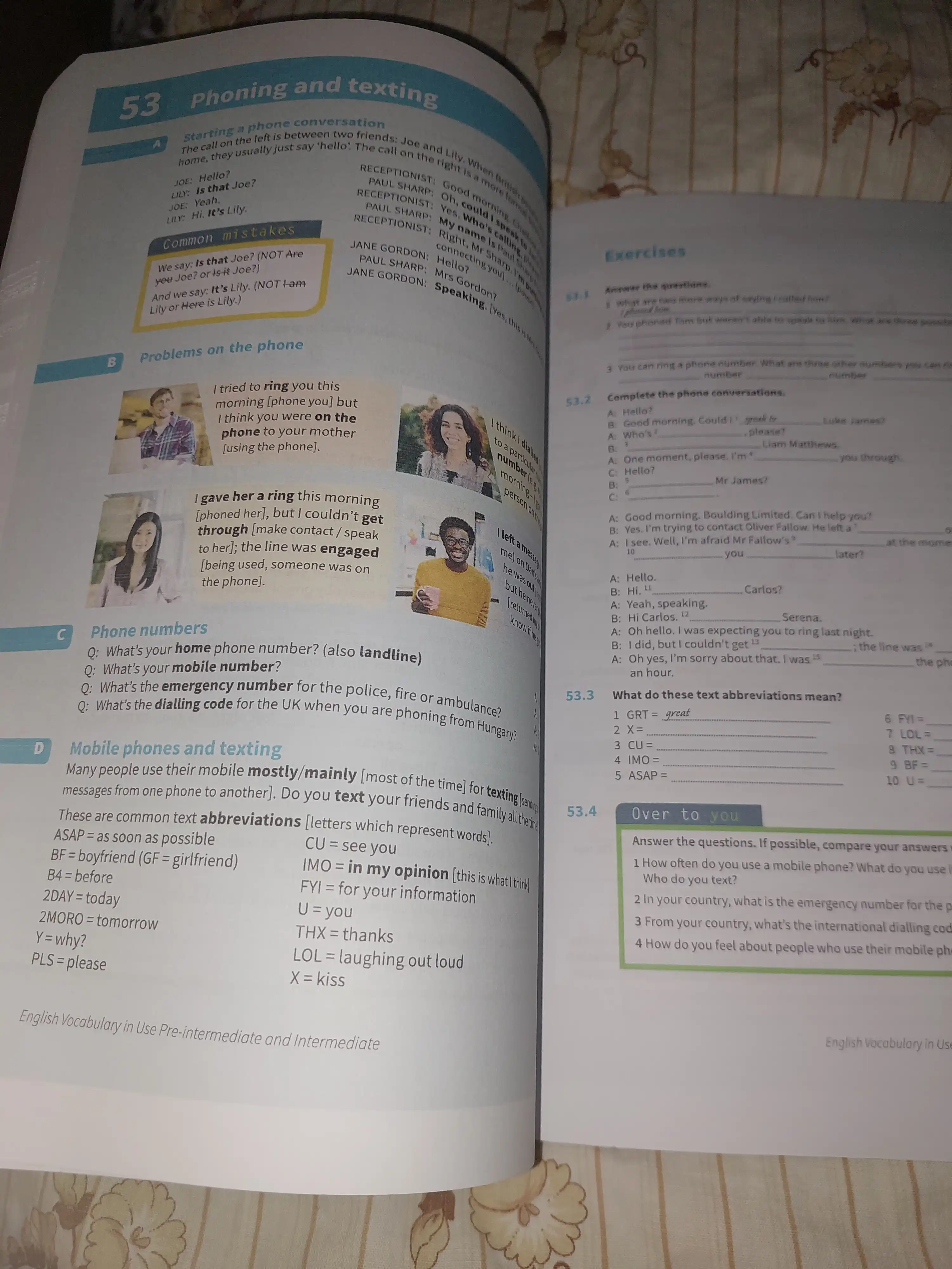 English Vocabulary in Use (A4 Format)