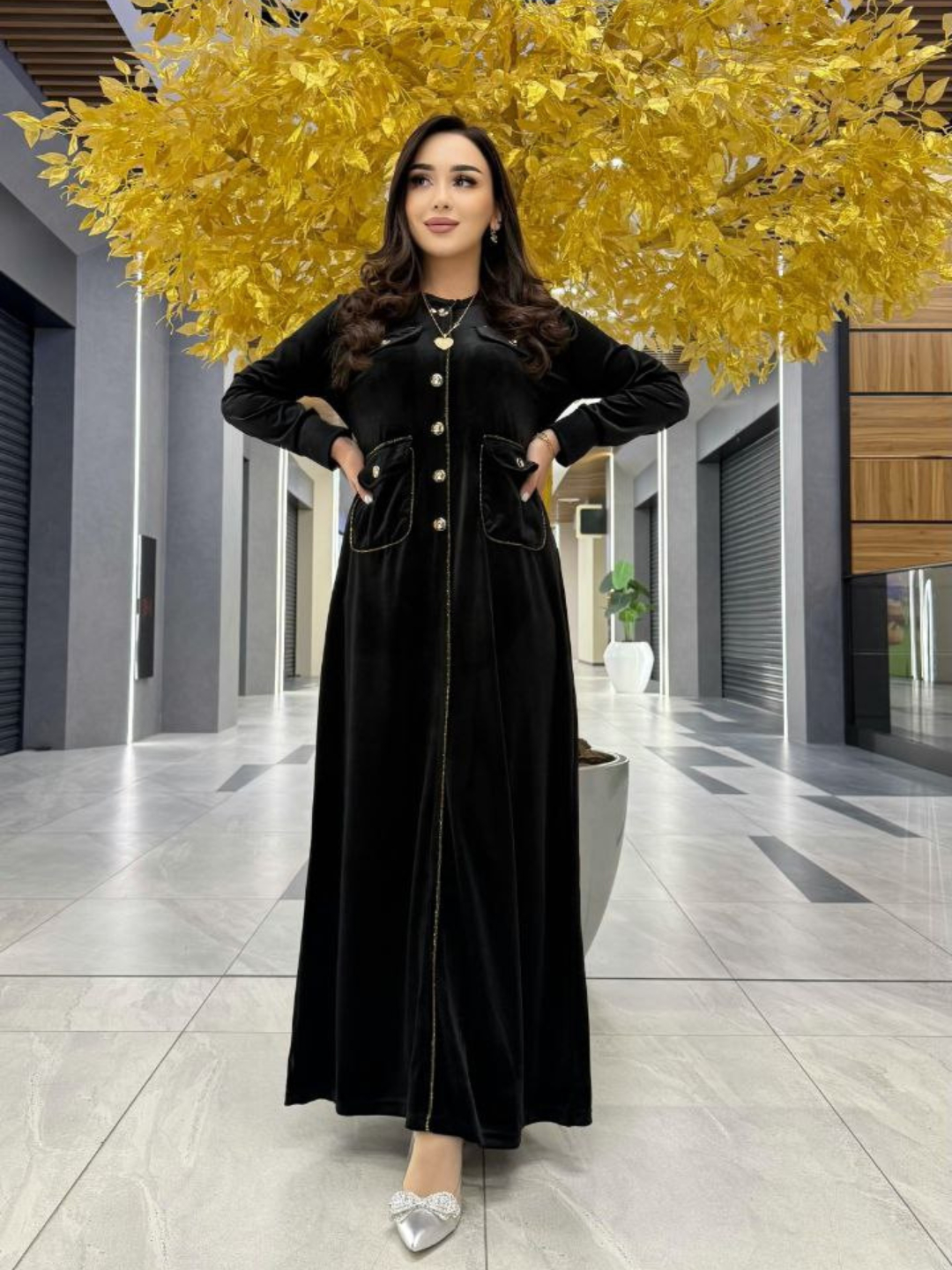 U Internetda hushidan ketganda jinsiy aloqa gozal etuk ayollar va ularning mushuklari