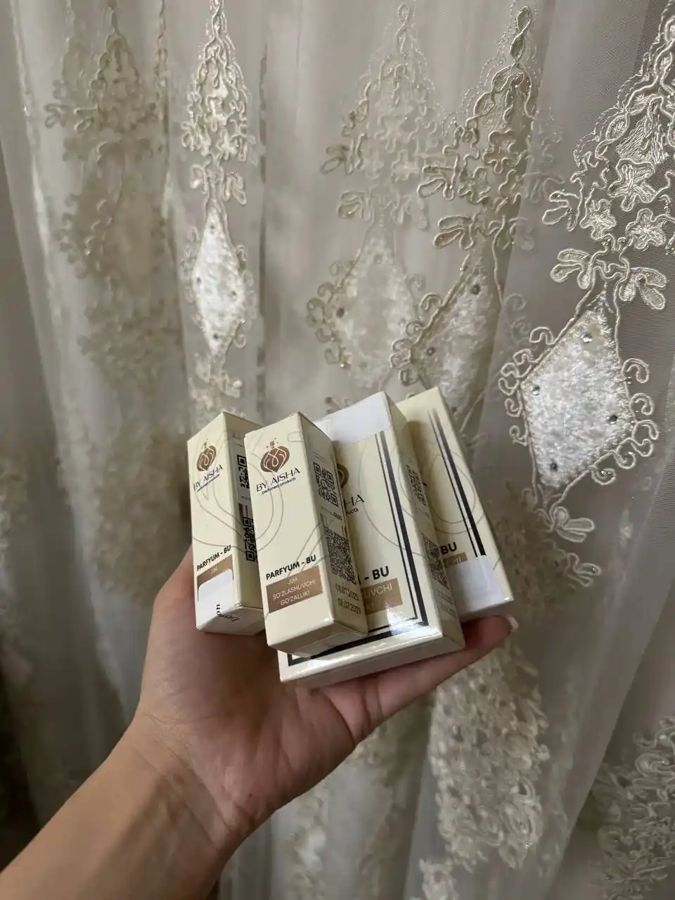 Erkaklar uchun parfyumlangan suv Tobacco Vanille asoslangan,3ml,5ml,10ml,20ml,30ml,100ml
