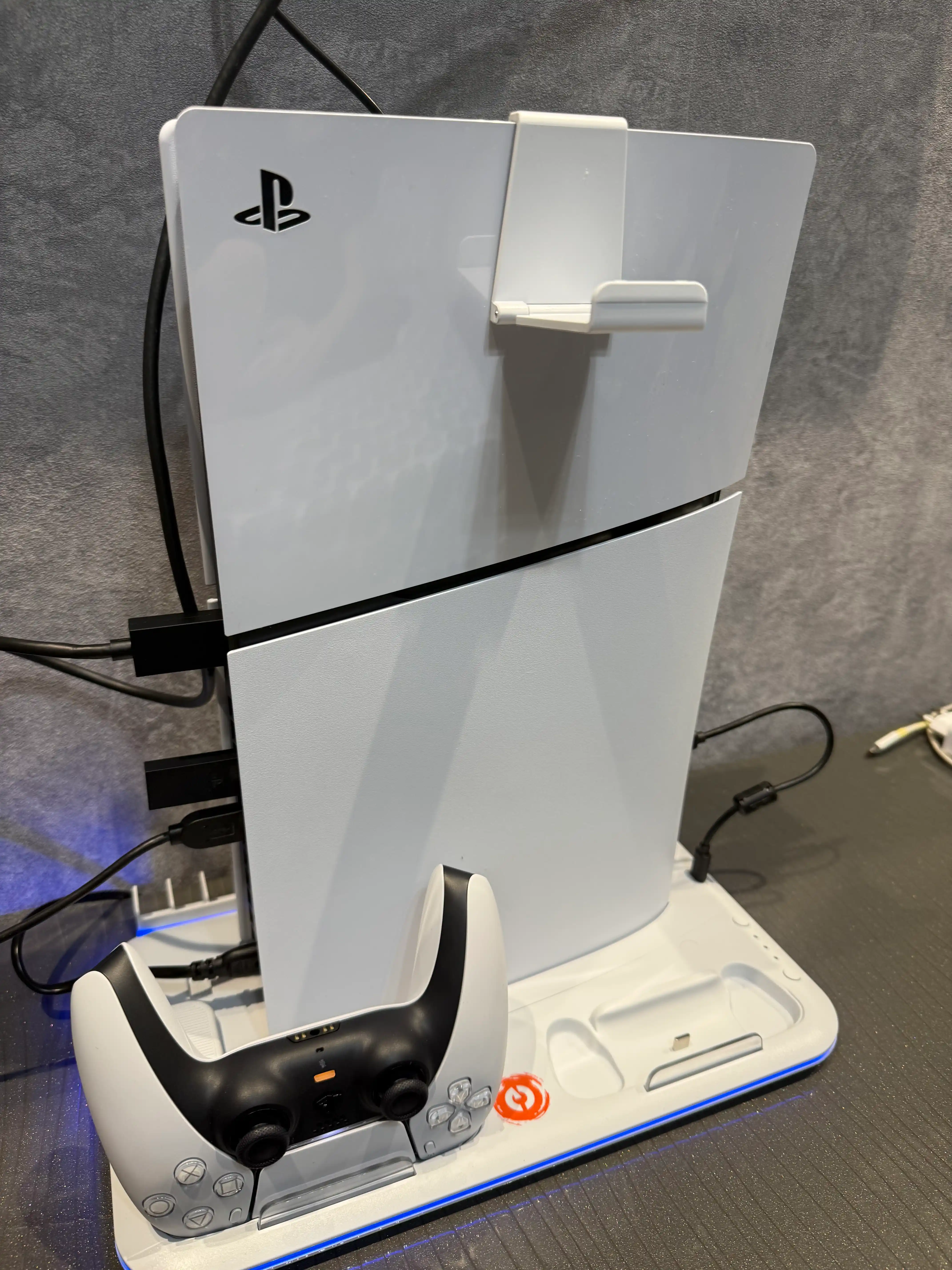 PlayStation 5 Slim Digital Edition AMD Ryzen Zen 2 RAM 16GB SSD 825GB AMD Radeon RDNA 2