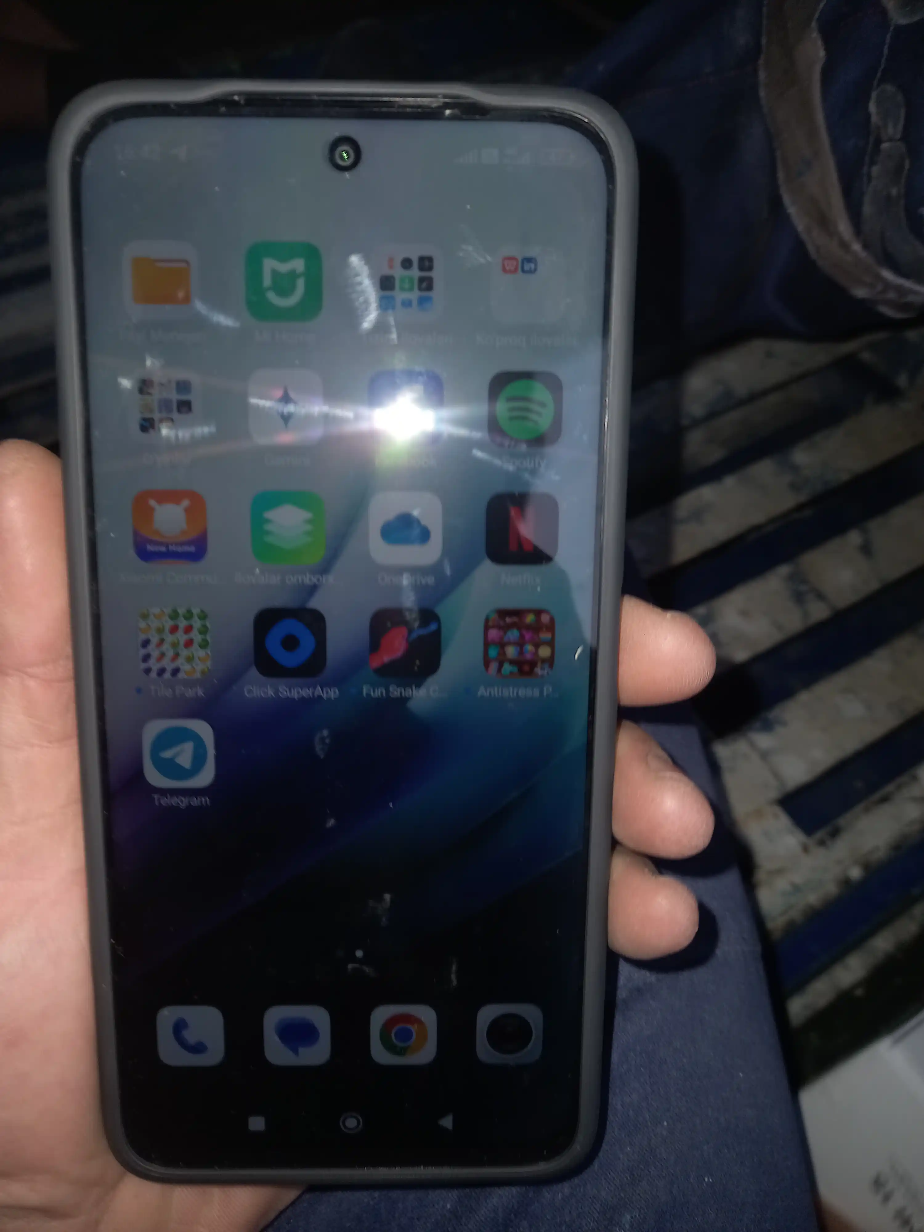 Смартфон Redmi 15, 6.9" IPS-дисплей, 50 Мп, 7000 мАч, быстрая зарядка 33 Вт