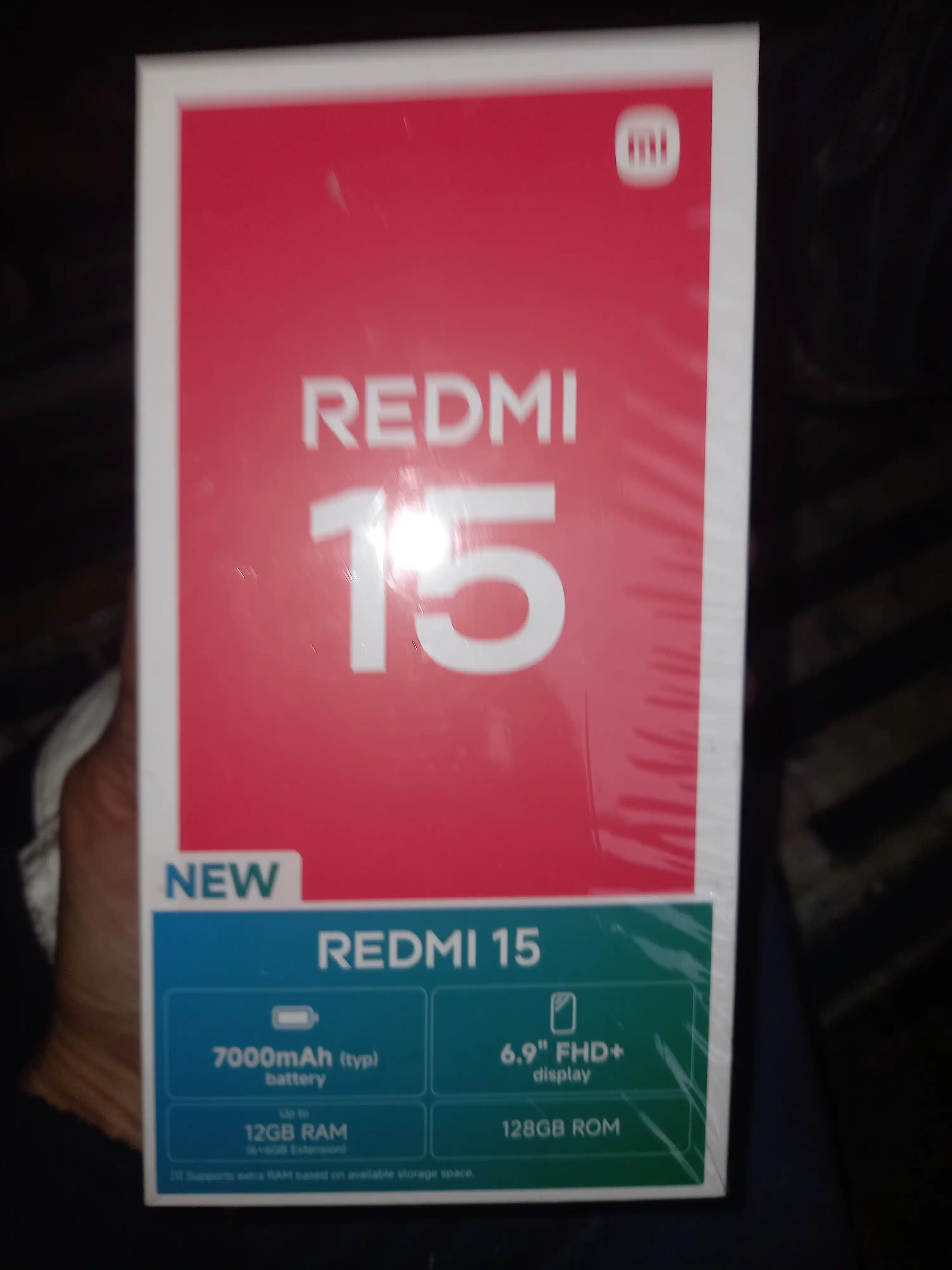 Смартфон Redmi 15, 6.9" IPS-дисплей, 50 Мп, 7000 мАч, быстрая зарядка 33 Вт