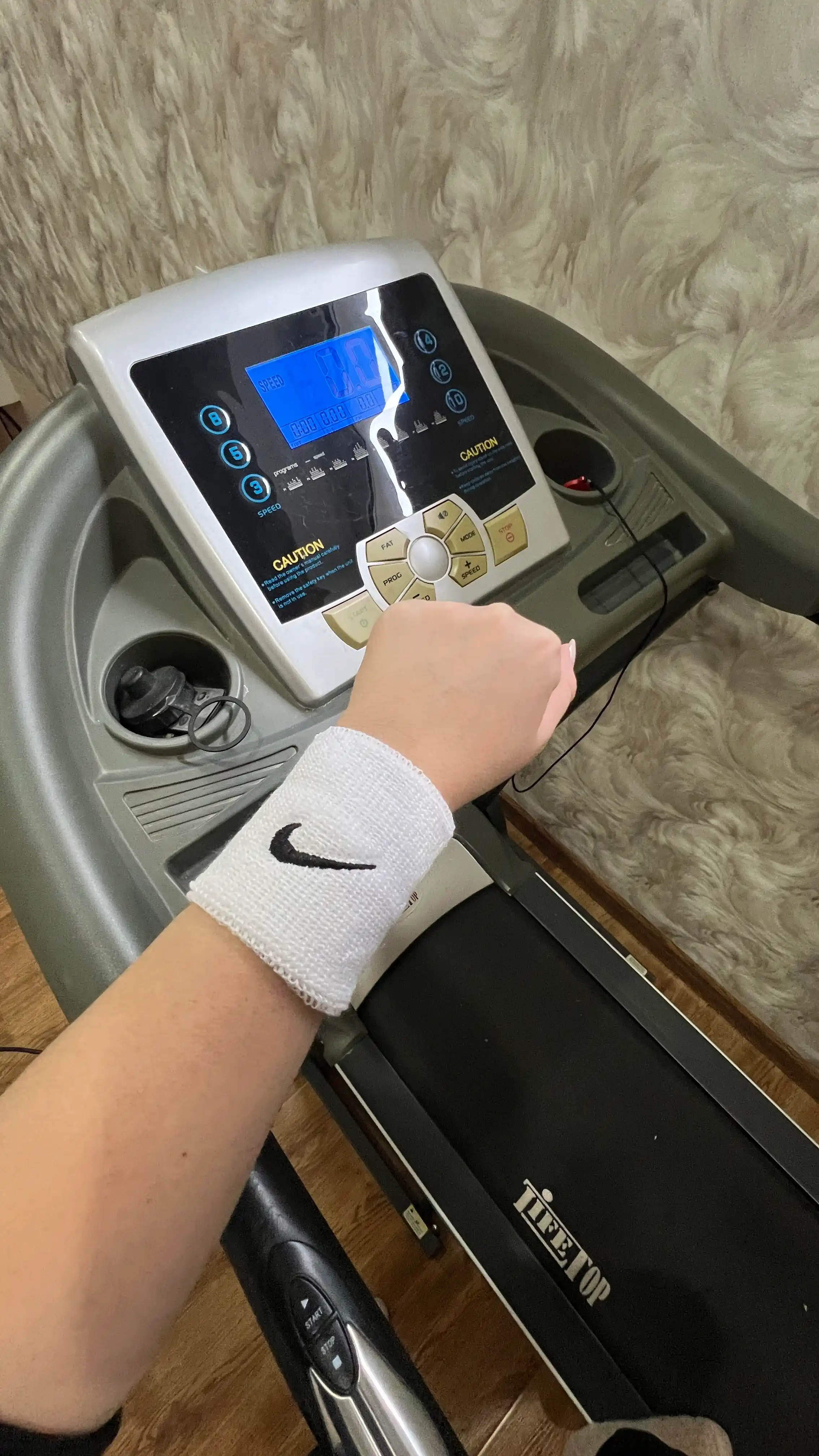 Напульсники спортивные, повязка на руку для защиты