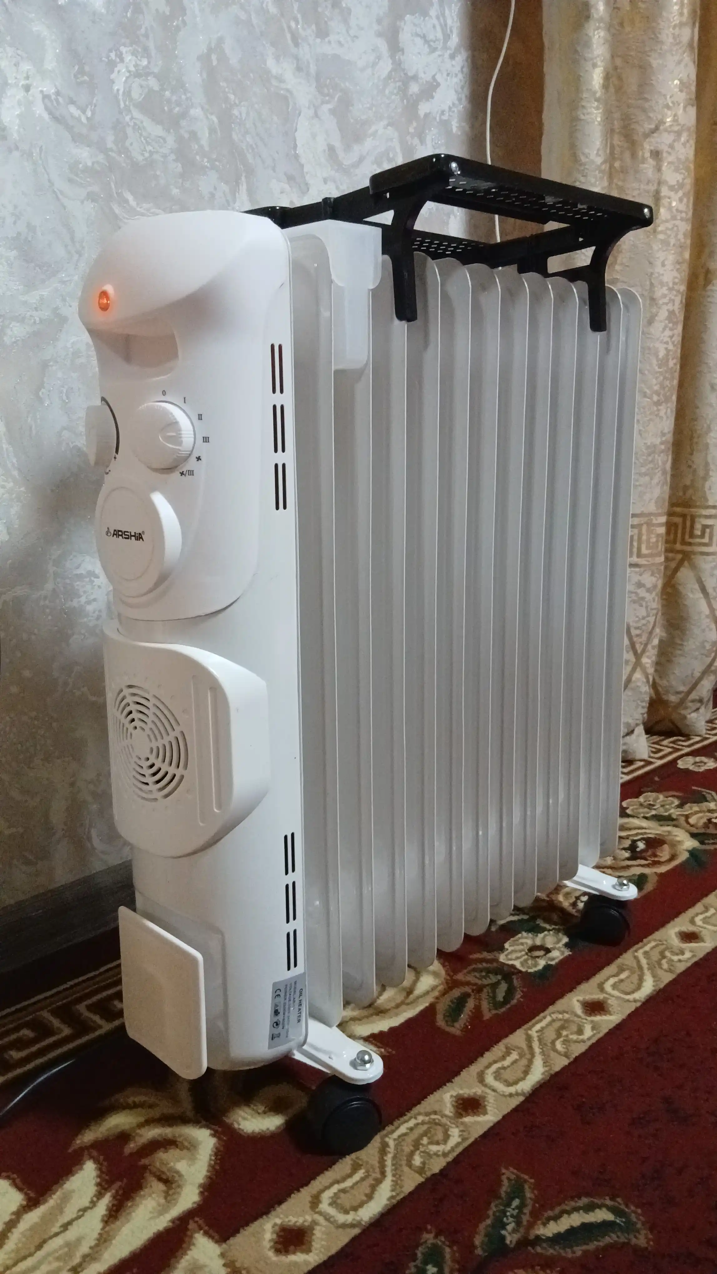 NIKAI moyli isitgichi, termo-puflanadigan pech + quritgich, 13 ta qovurg‘a, 30 kv.m gacha