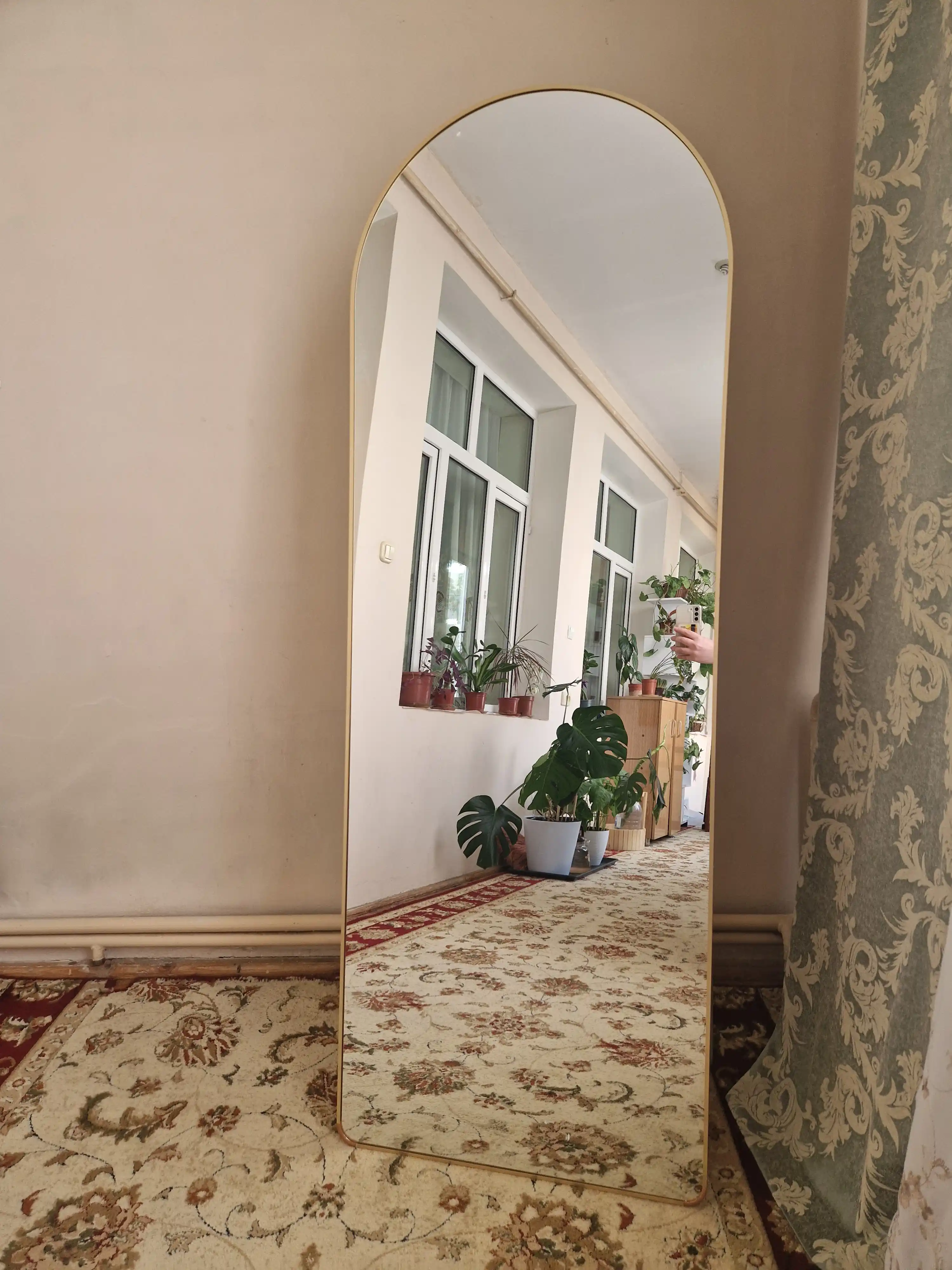 Po'lda turadigan oyna, kengligi 60 sm, balandligi 170 sm