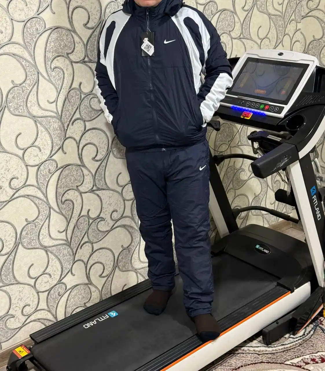 Erkaklar va ayollar sport kostyumi plashevka matodan, olimpiyka va shim