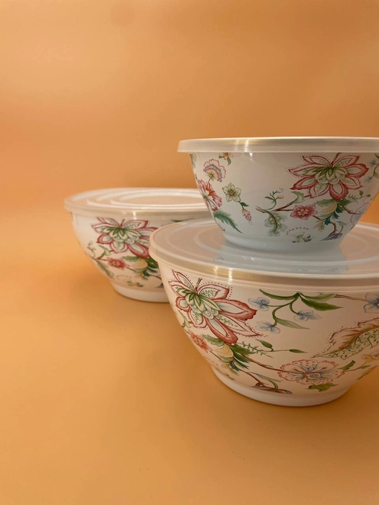 Набор эмалированных салатников, мисок с крышками, 1, 2.5, 4 литра