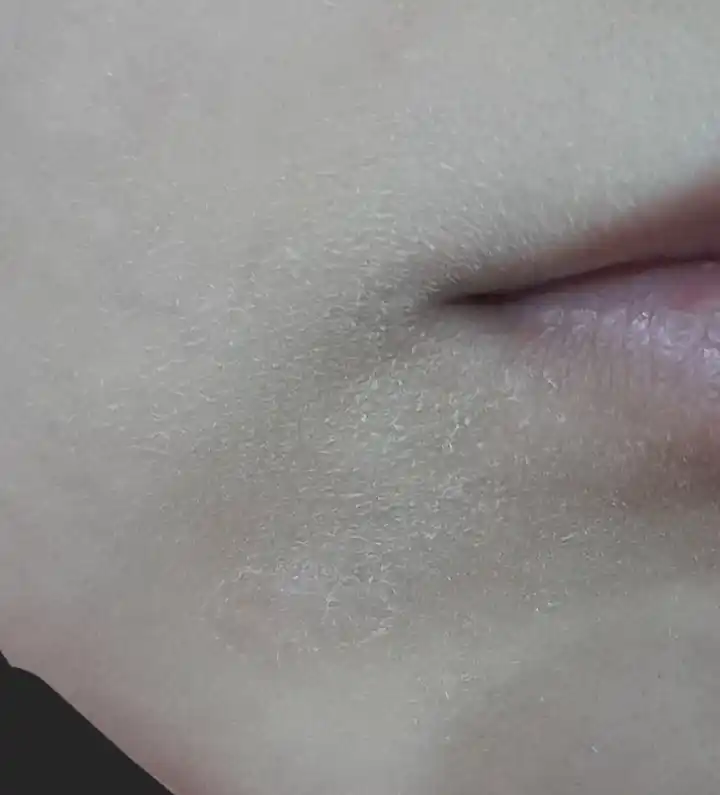 Пенка для умывания лица, увлажняющая очищающая MIXIT WOW Moisture Cleansing Foam, 200 мл