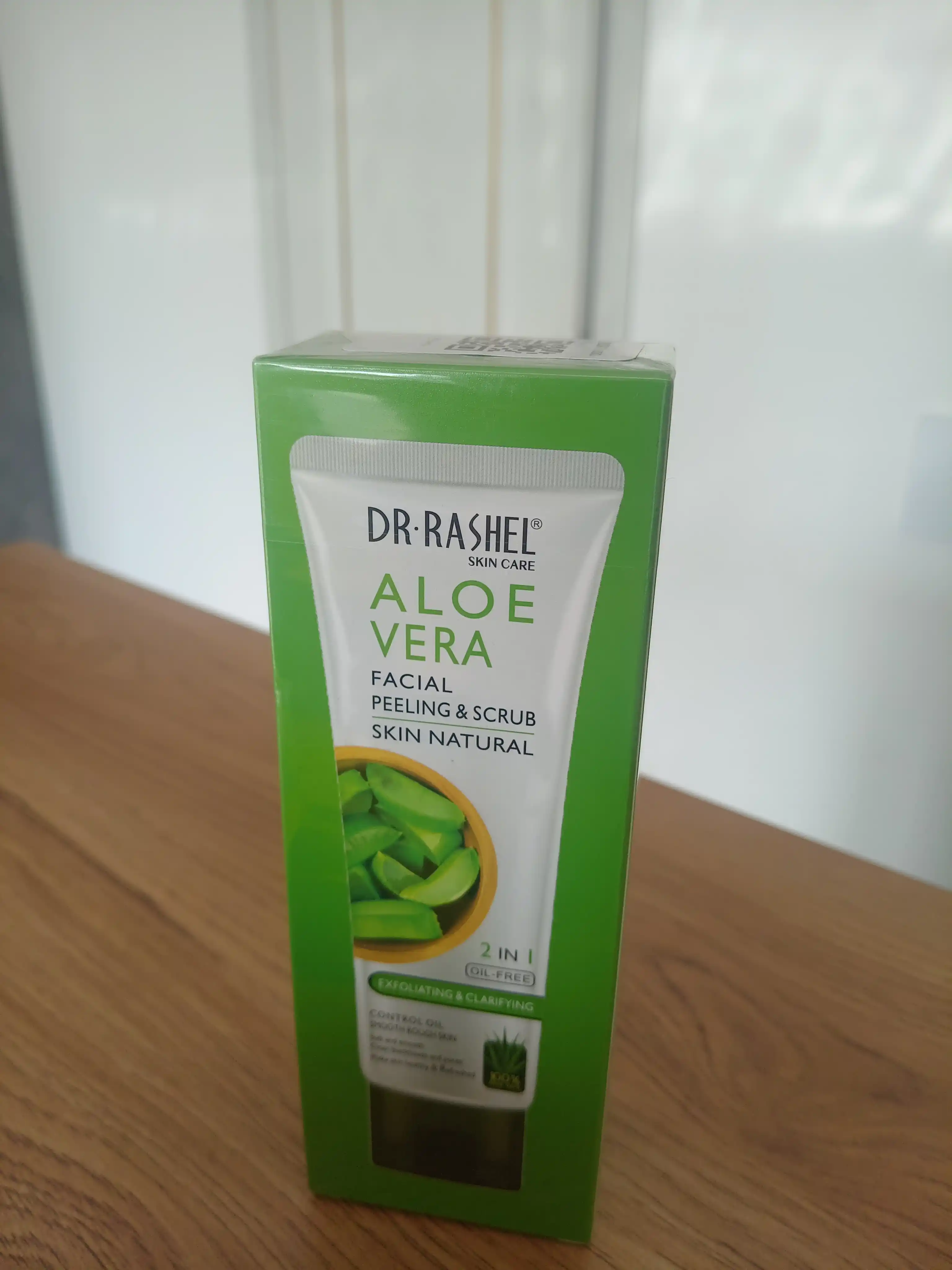 Aloe vera ekstrakti bilan yuz uchun namlantiruvchi piling-skrab, Dr. Rashel, 100 ml