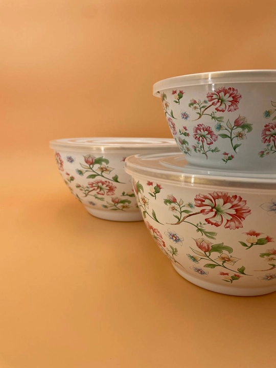 Набор эмалированных салатников, мисок с крышками, 1, 2.5, 4 литра