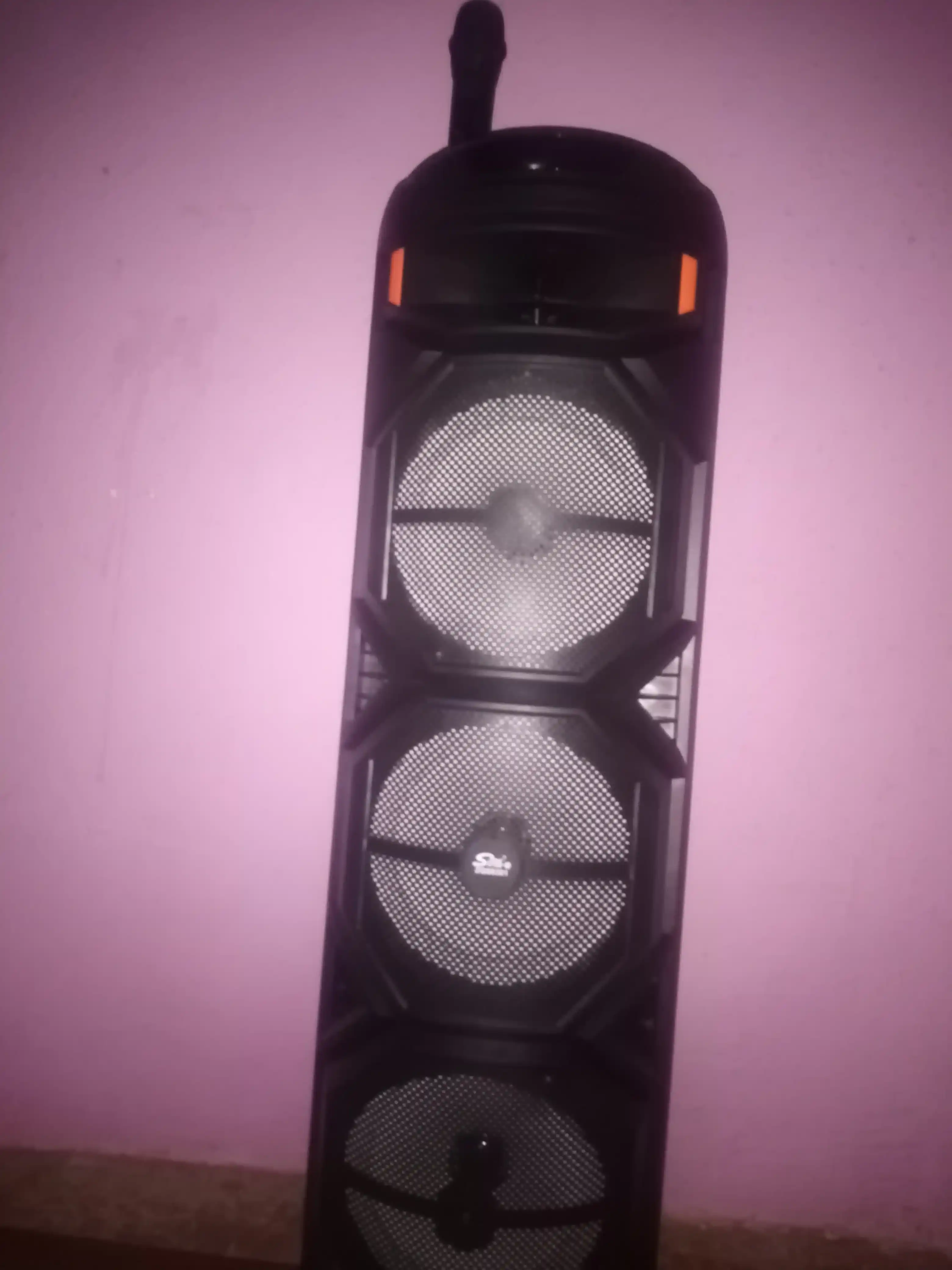 Bluetooth ZQS 8301 katta musiqiy kolonkasi, simsiz mikrofon va rangli musiqa bilan, 95 sm