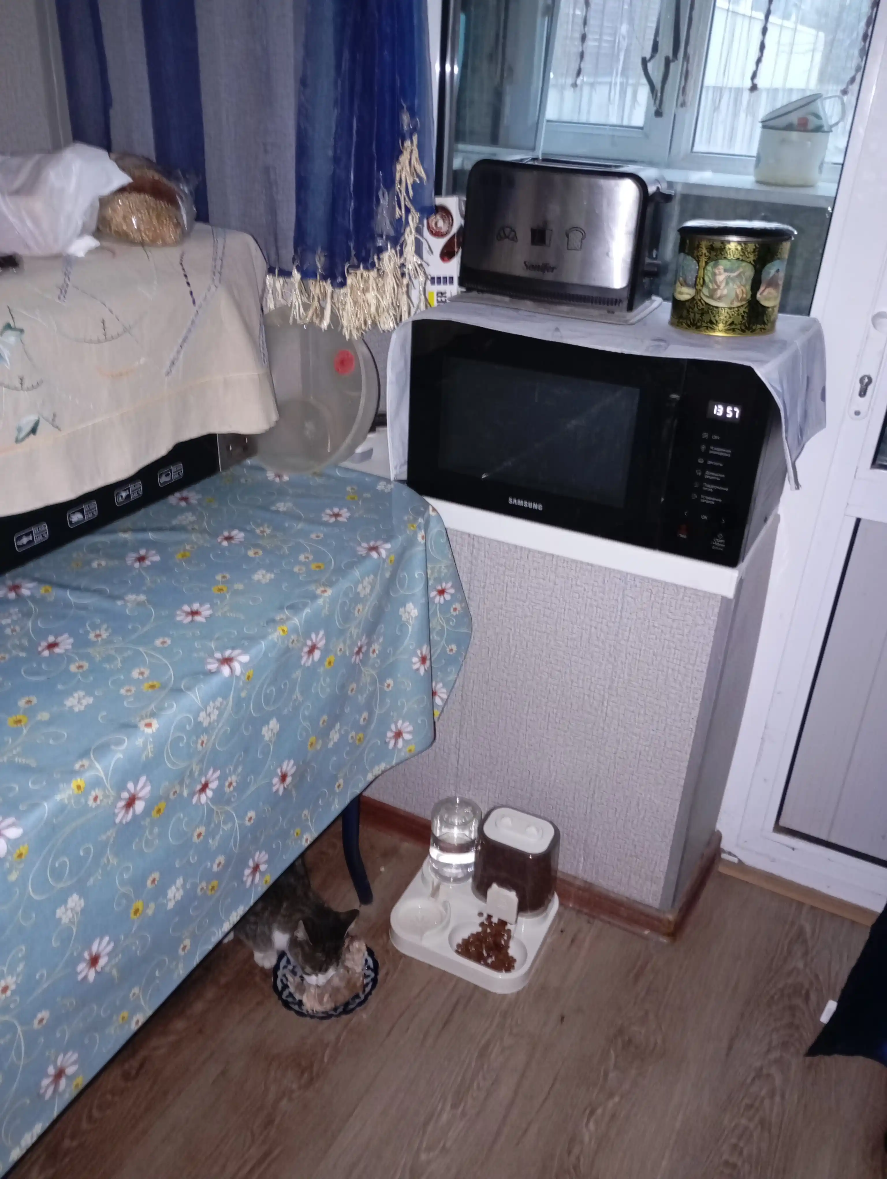 Кормушка для животных, автоматическая