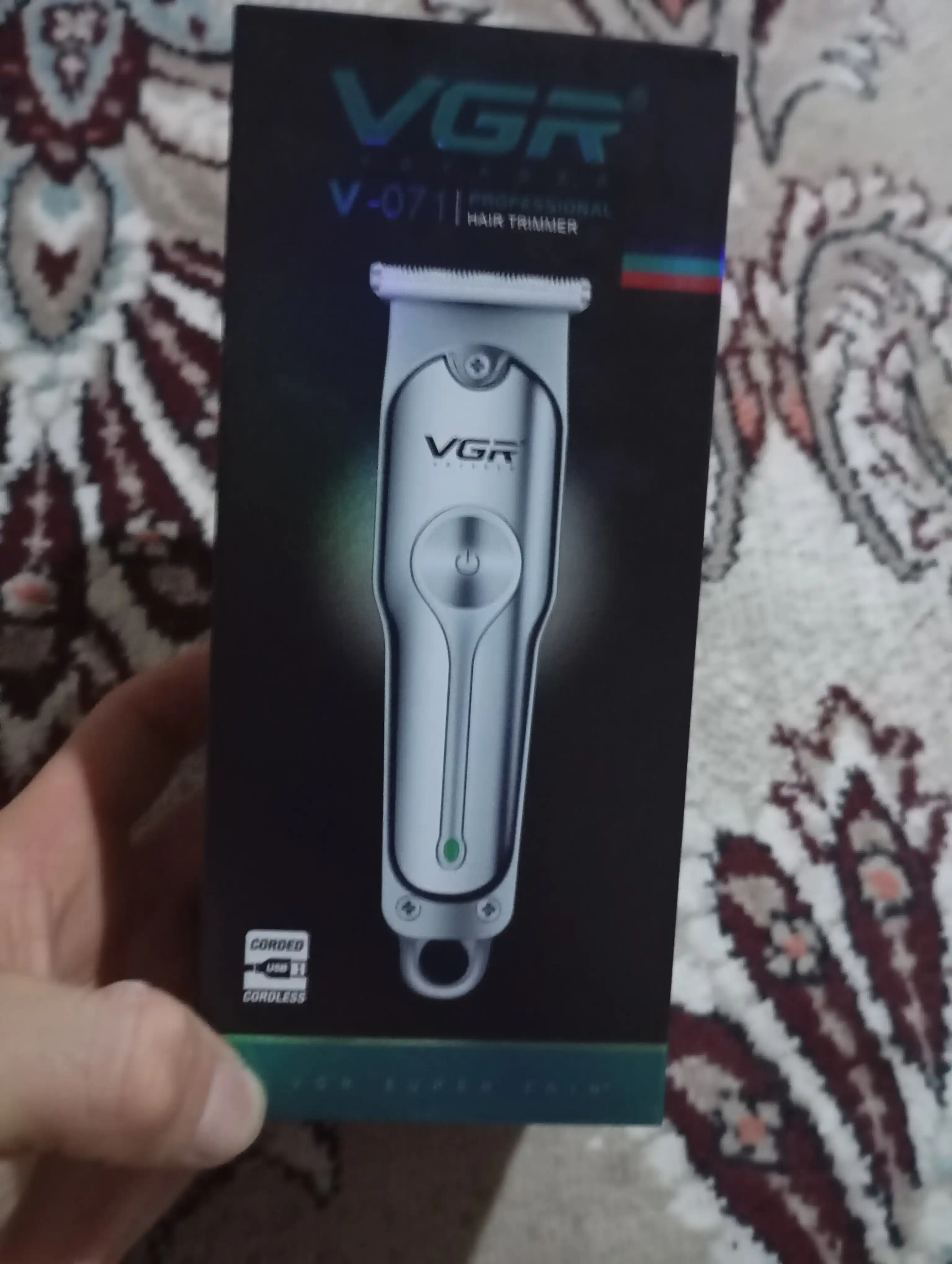 Soqol, mo‘ylov va soch uchun simsiz VGR V-055, 071, 075, 999, 933 trimmer