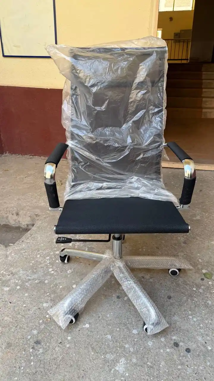 Ofis uchun kreslo, konfrensiya zallari, ofis, uy va boshqa joylar uchun xay tek kreslo