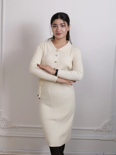 Qaymoq rang