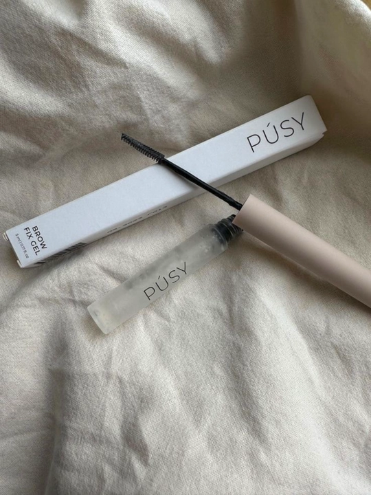 Pusy Fix Brow Gel — прозрачный гель для фиксации бровей