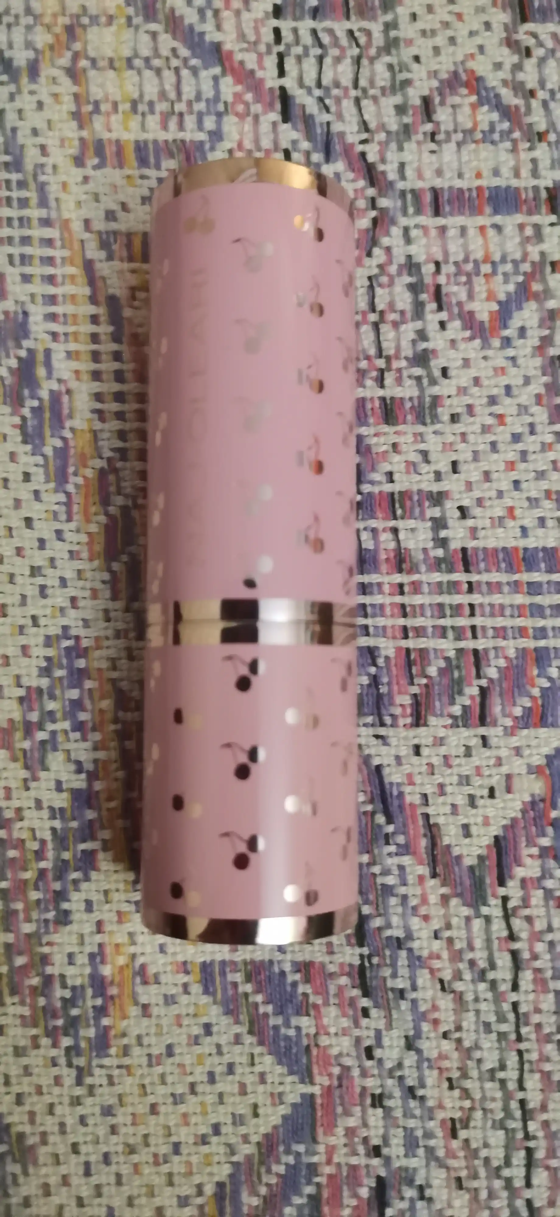 Lab bo'yog'i Naj Oleari Creamy Delight Lipstick 17 lacquer red